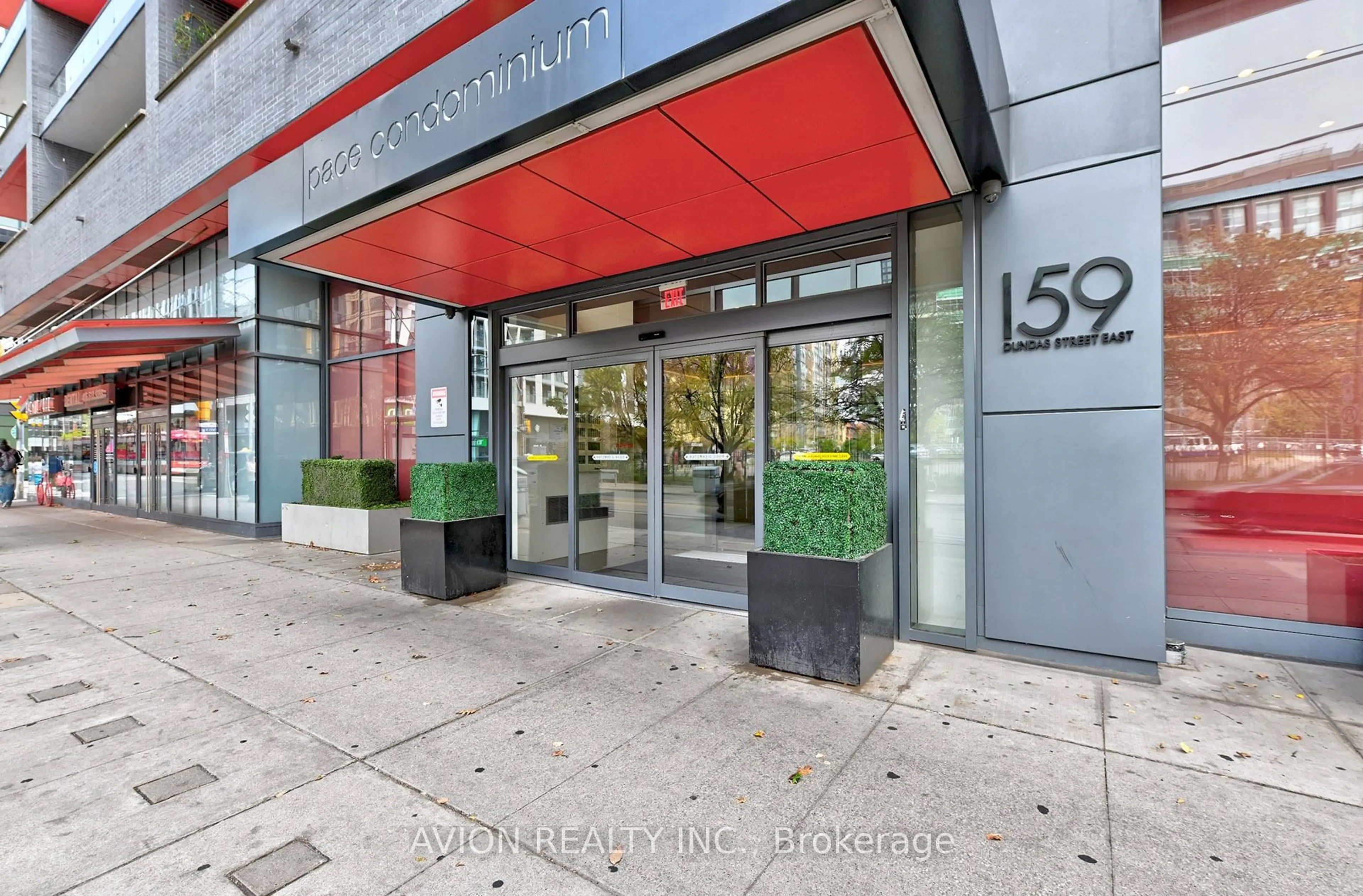 Indoor foyer for 159 Dundas St #1207, Toronto Ontario M5B 0A9