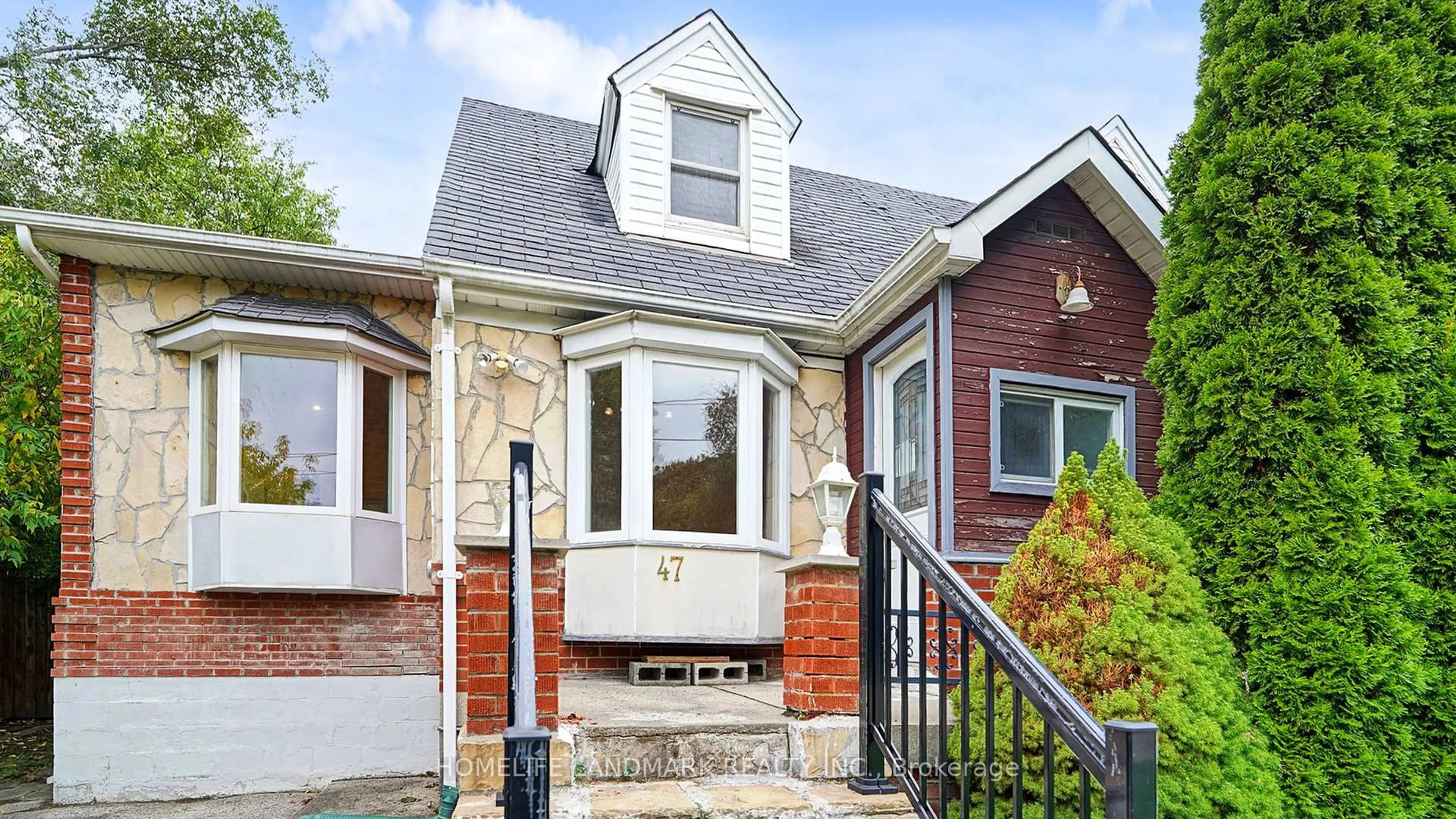 Home with brick exterior material, street for 47 Dromore Cres, Toronto Ontario M2R 2H4