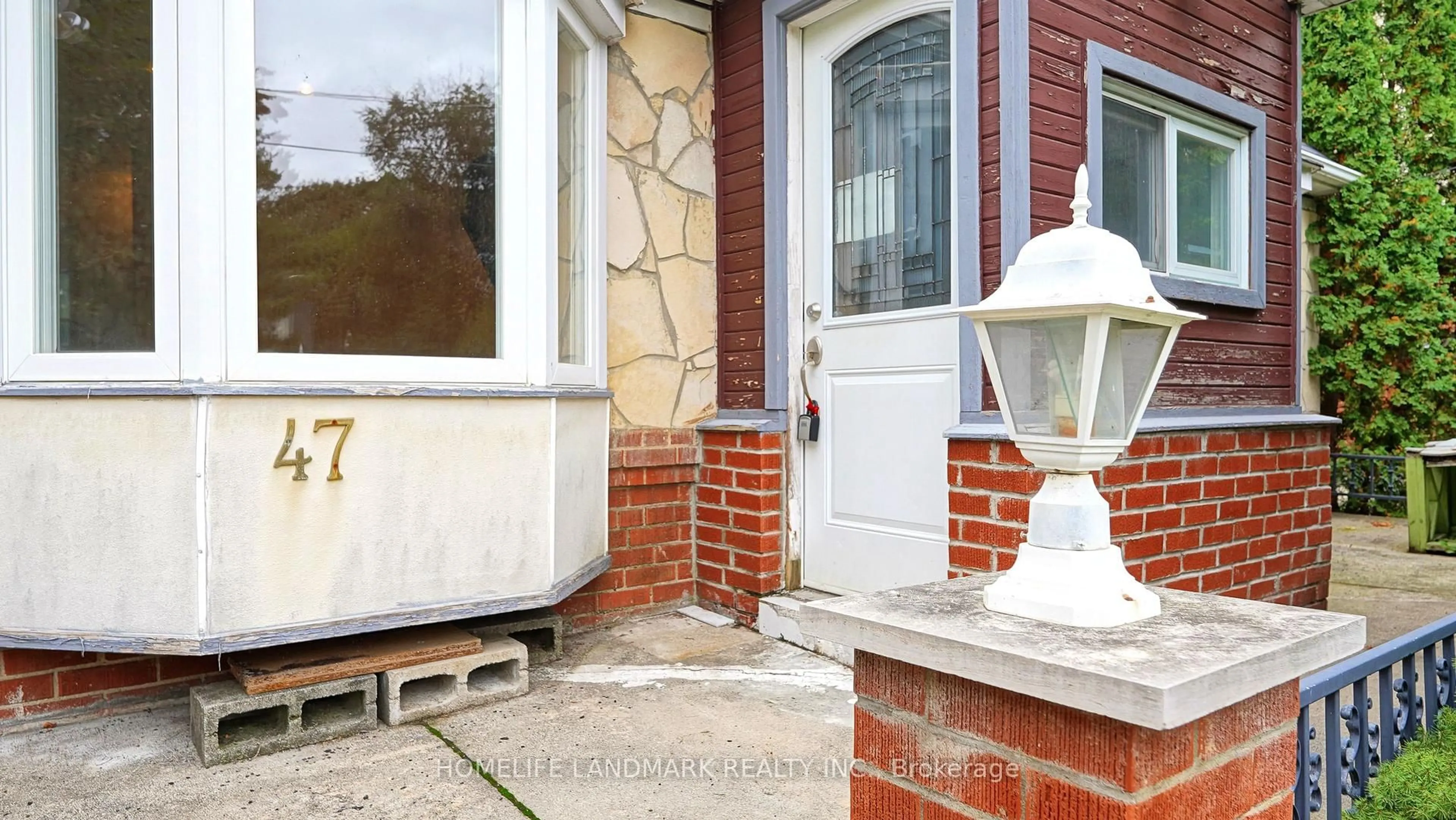 Unknown for 47 Dromore Cres, Toronto Ontario M2R 2H4