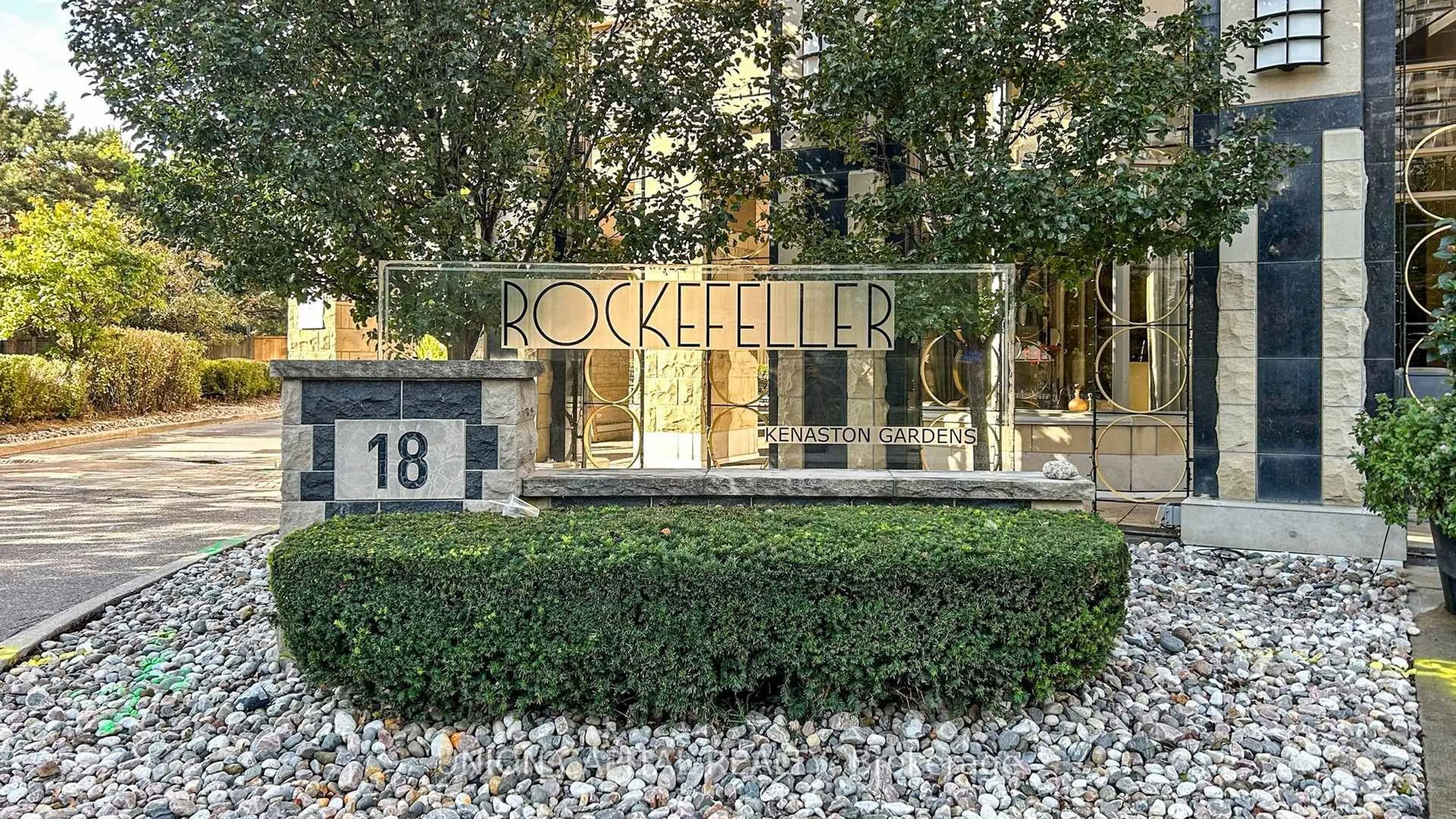 Lobby for 18 Kenaston Gdns #1609, Toronto Ontario M2K 3C7