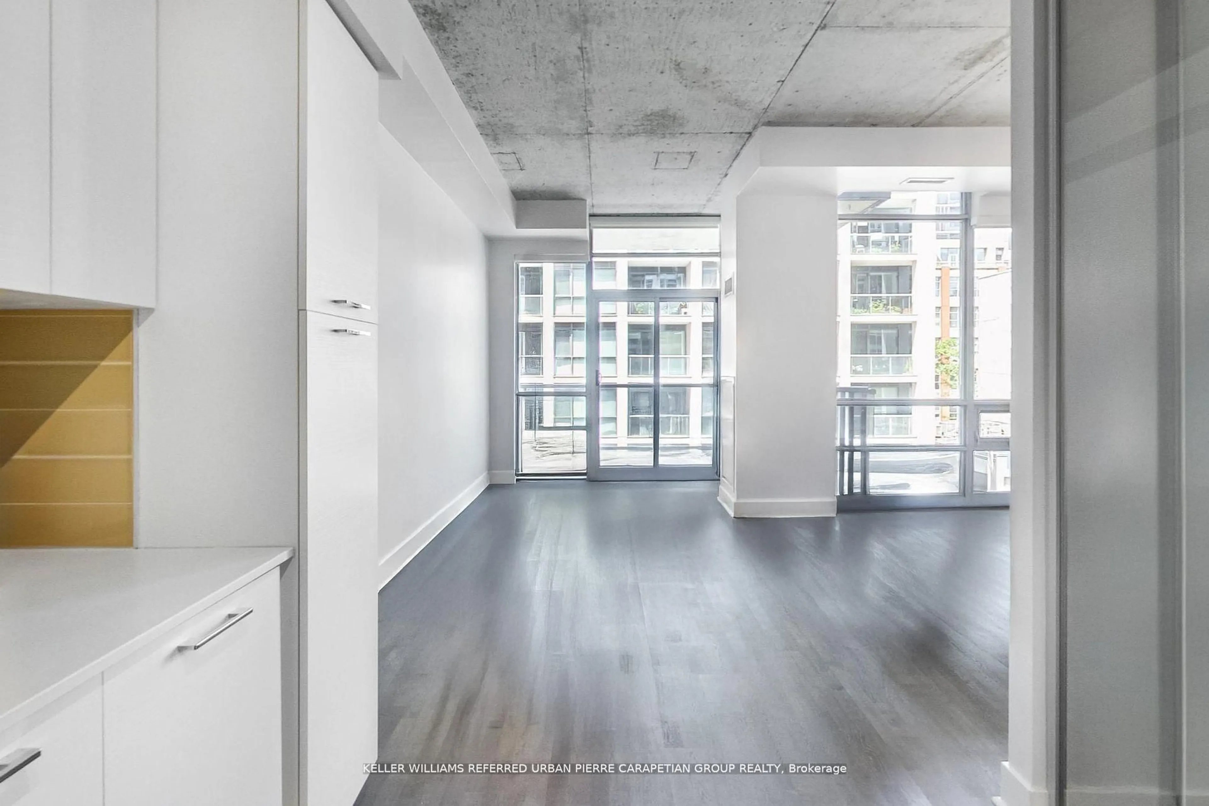 Unknown for 399 Adelaide St #520, Toronto Ontario M5V 1S4