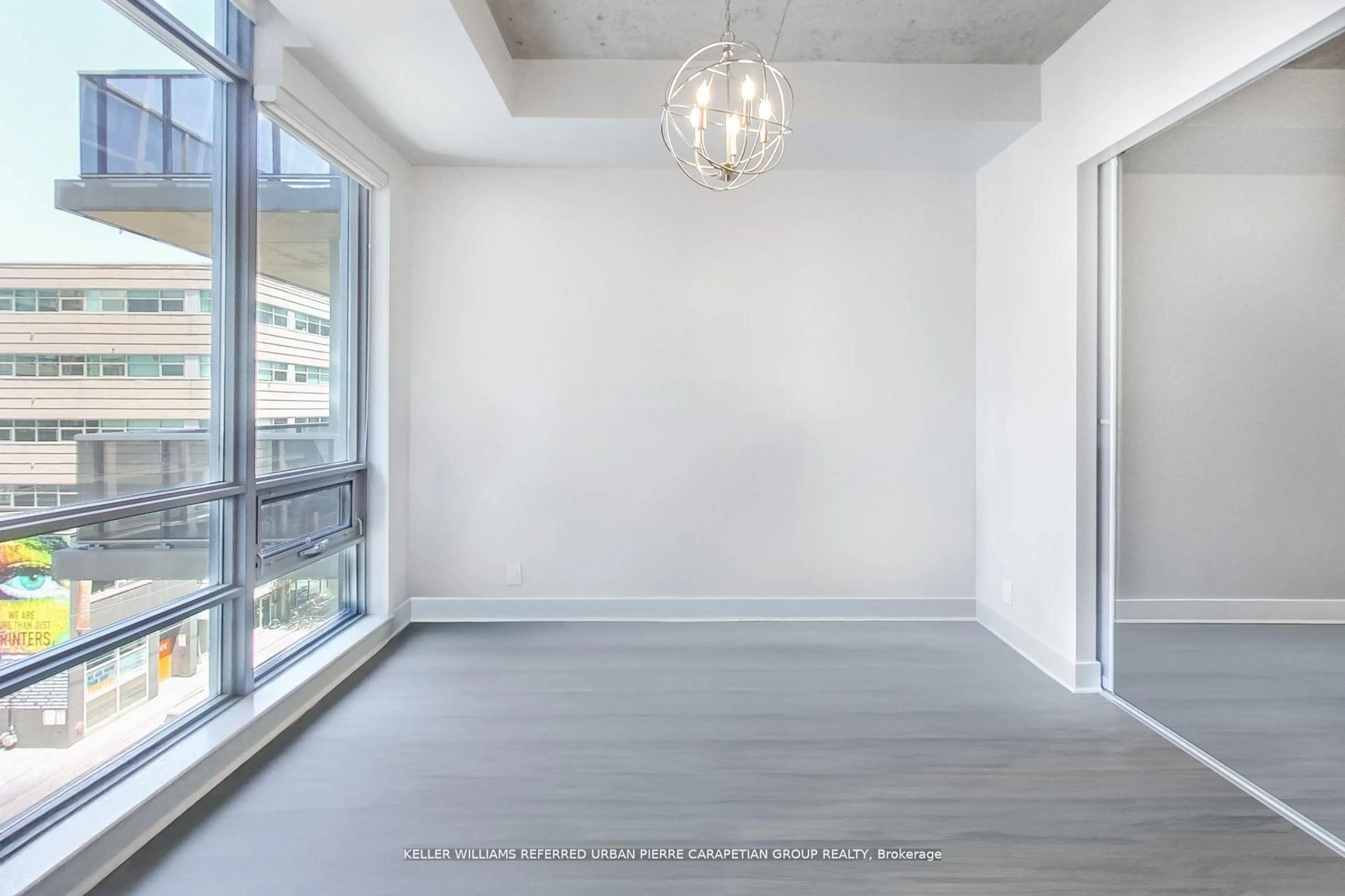 A pic of a room for 399 Adelaide St #520, Toronto Ontario M5V 1S4