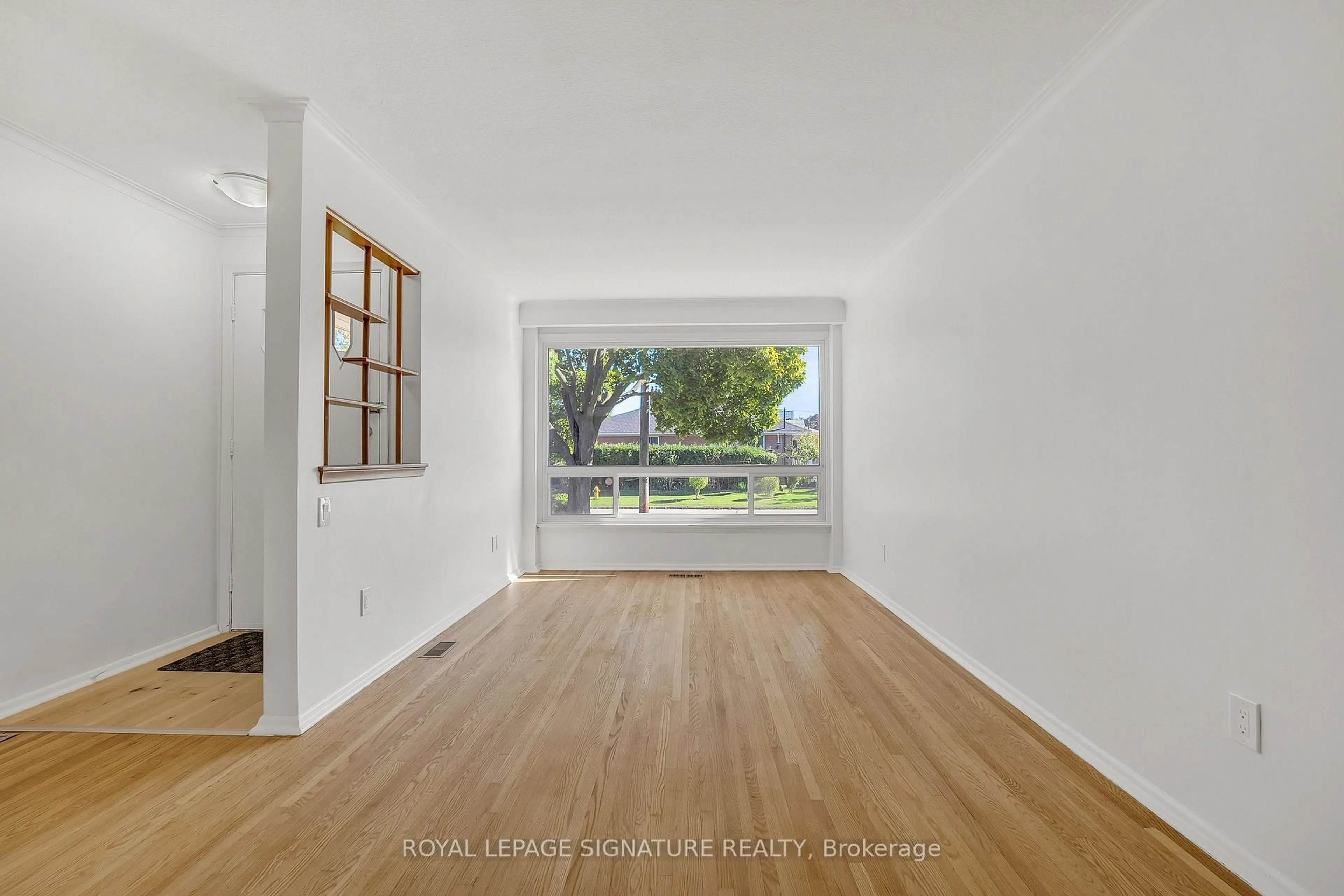 Unknown for 15 Tulane Cres, Toronto Ontario M3A 2B9