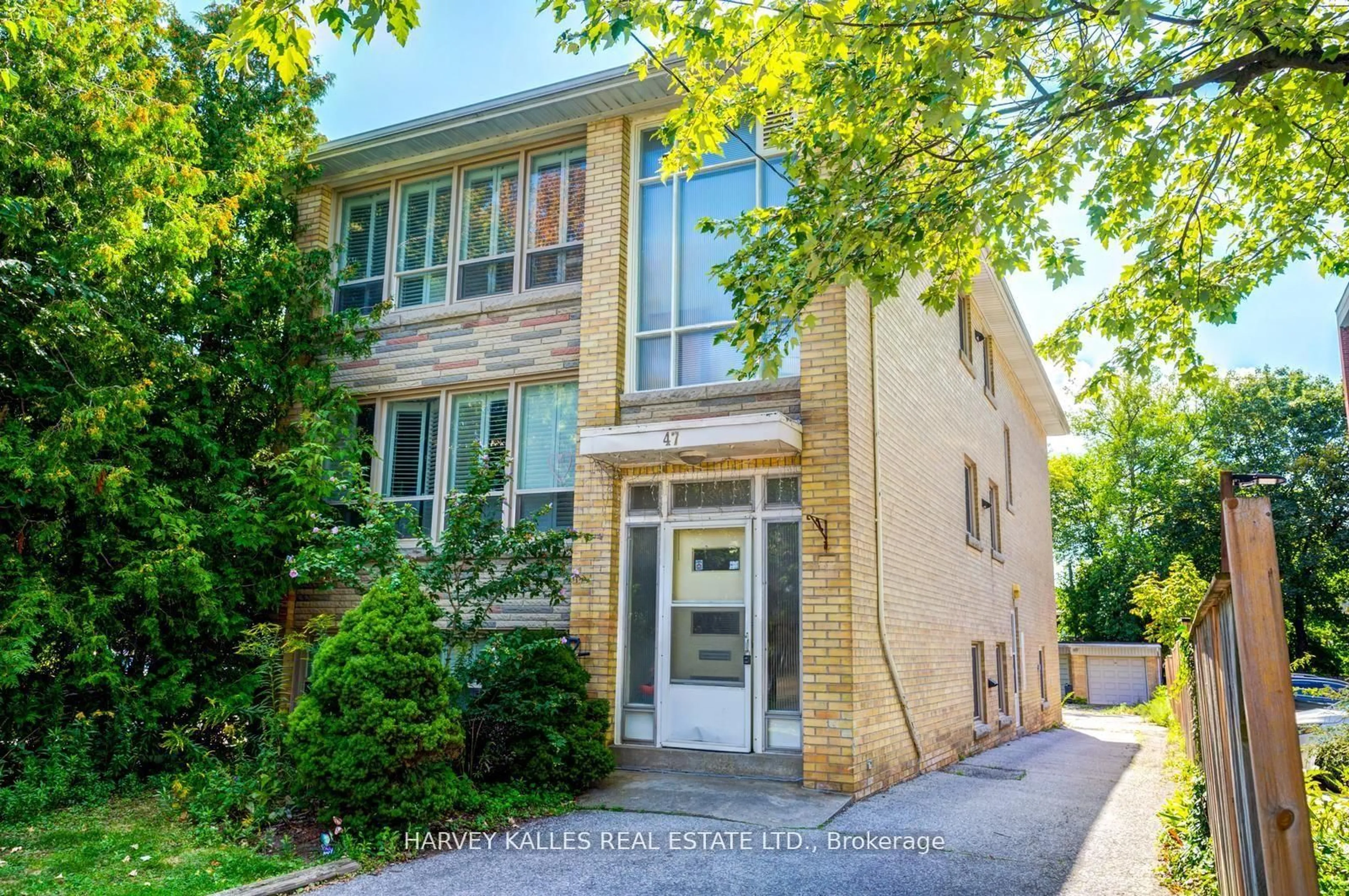 Home with brick exterior material, street for 47 Ranleigh Ave, Toronto Ontario M4N 1X2