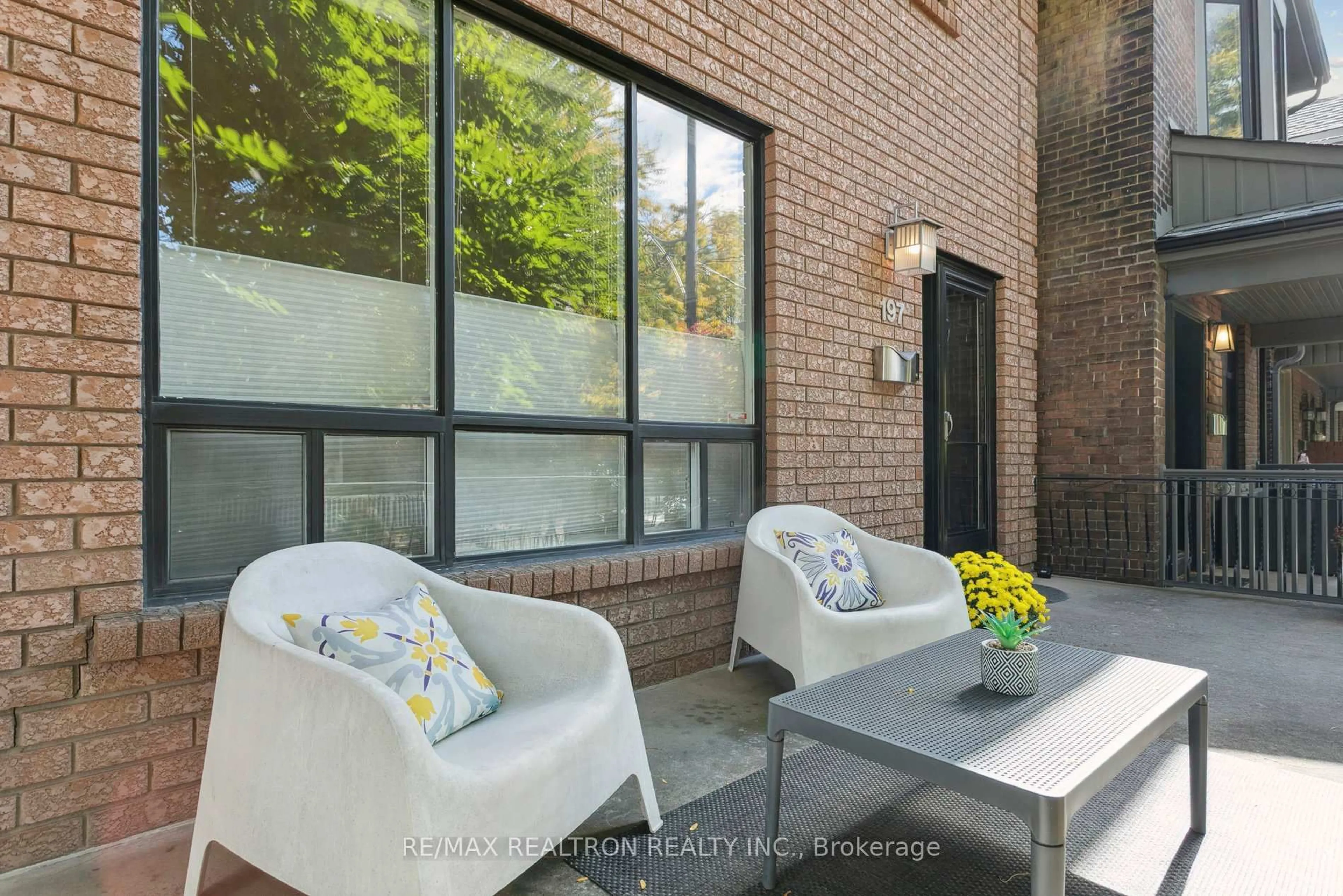 Patio, unknown for 197 Margueretta St, Toronto Ontario M6H 3S4