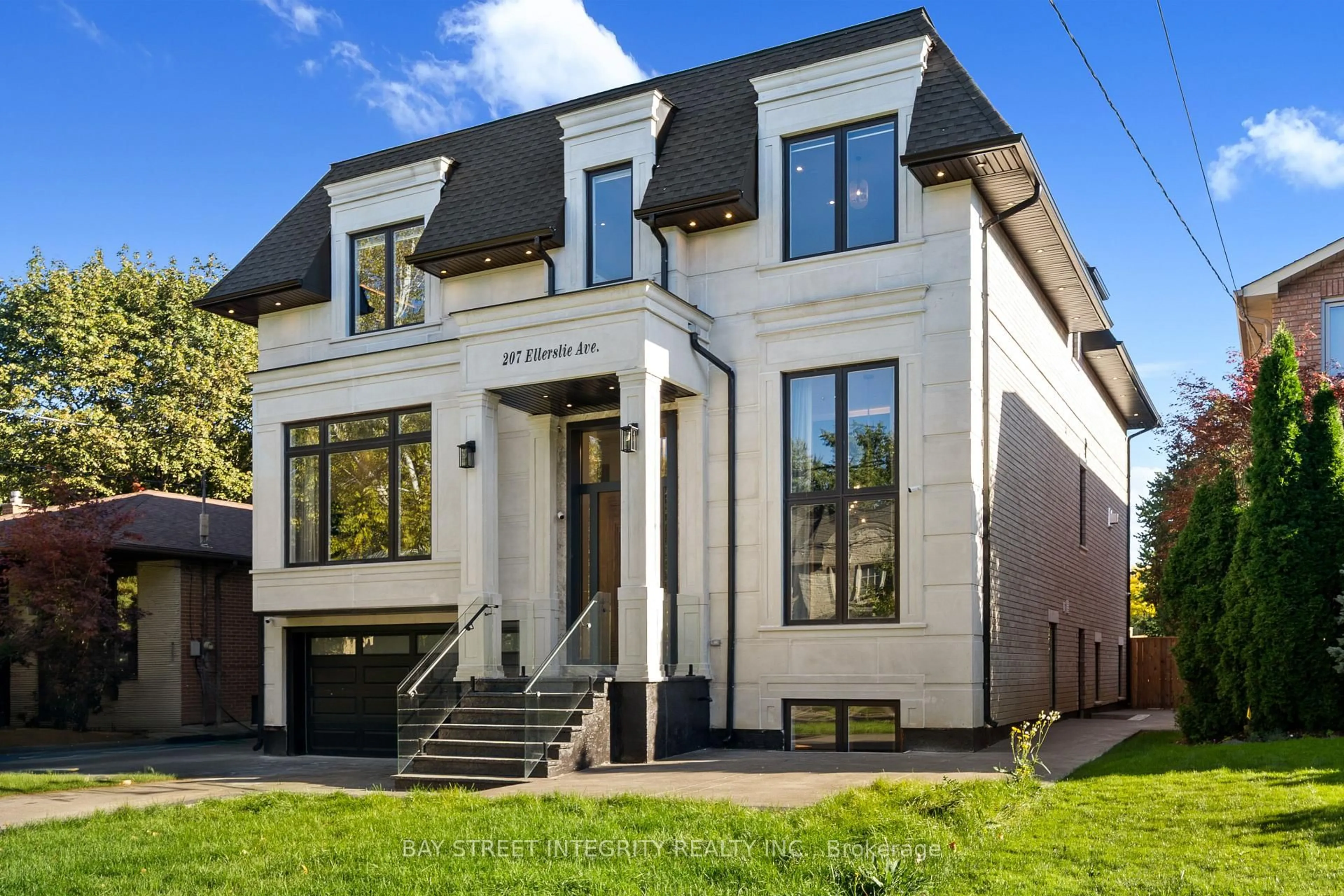 Home with brick exterior material, building for 207 Ellerslie Ave, Toronto Ontario M2N 1Y3