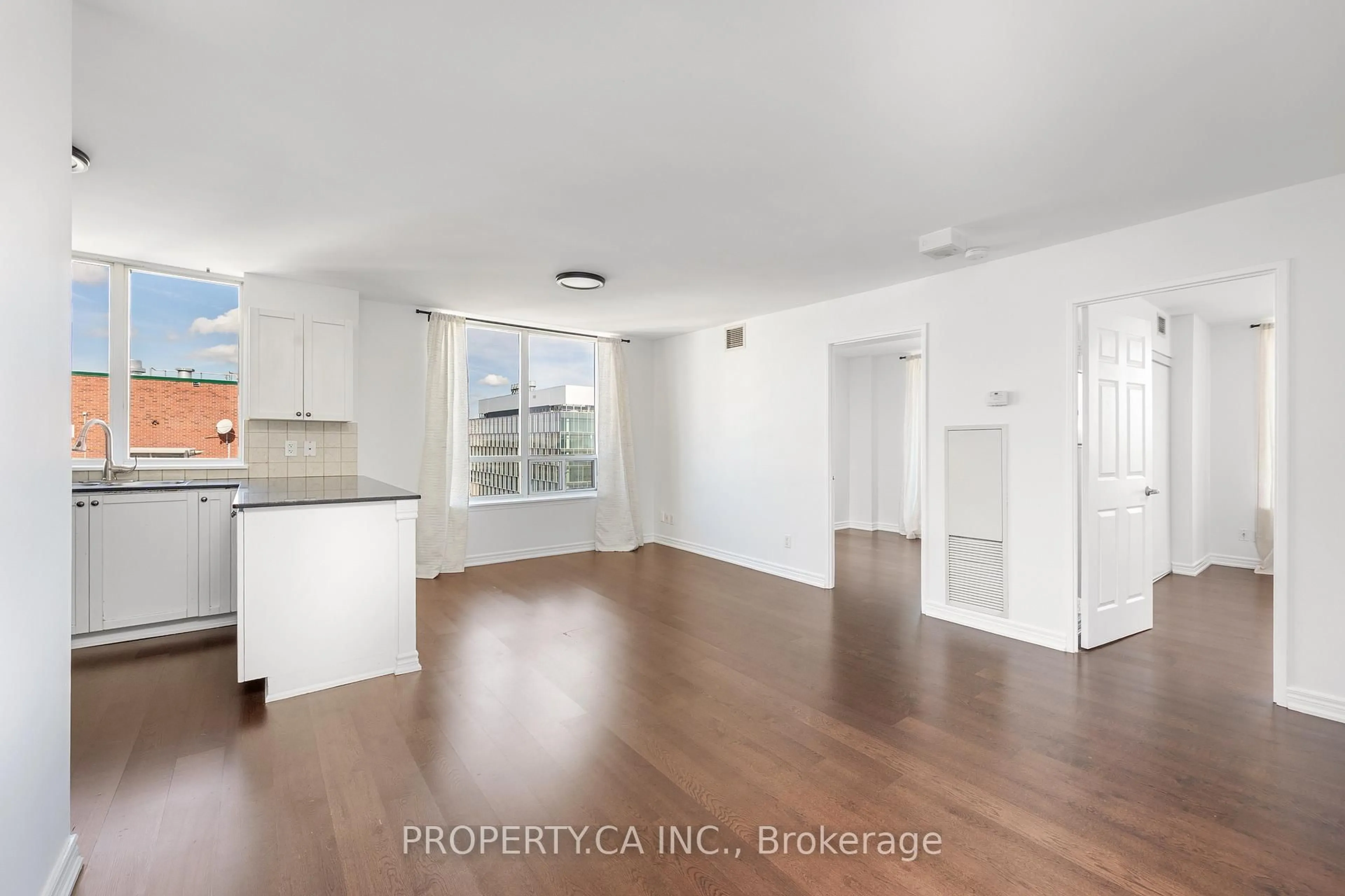 A pic of a room for 1369 Bloor St #1114, Toronto Ontario M6P 4J4