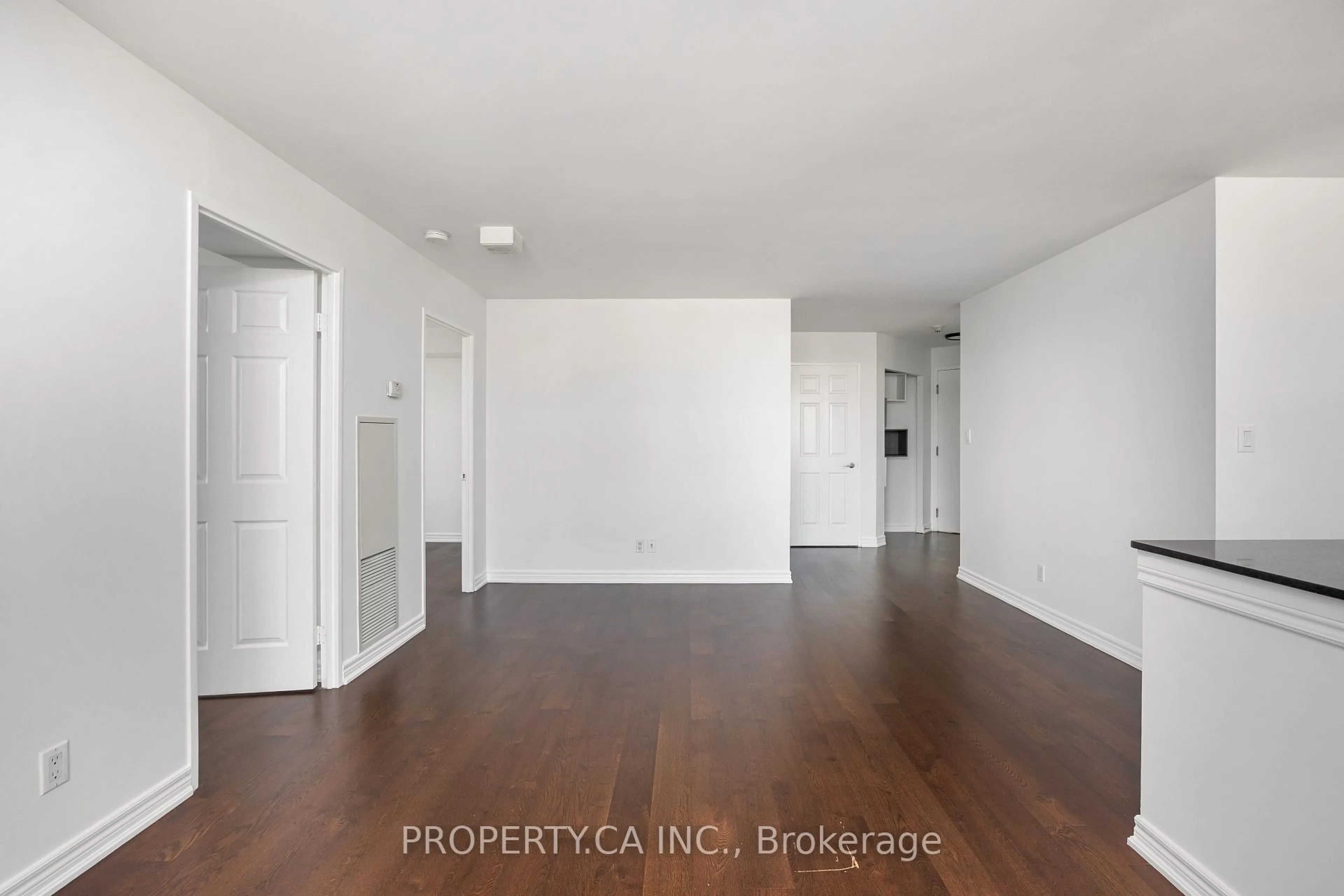 Unknown for 1369 Bloor St #1114, Toronto Ontario M6P 4J4