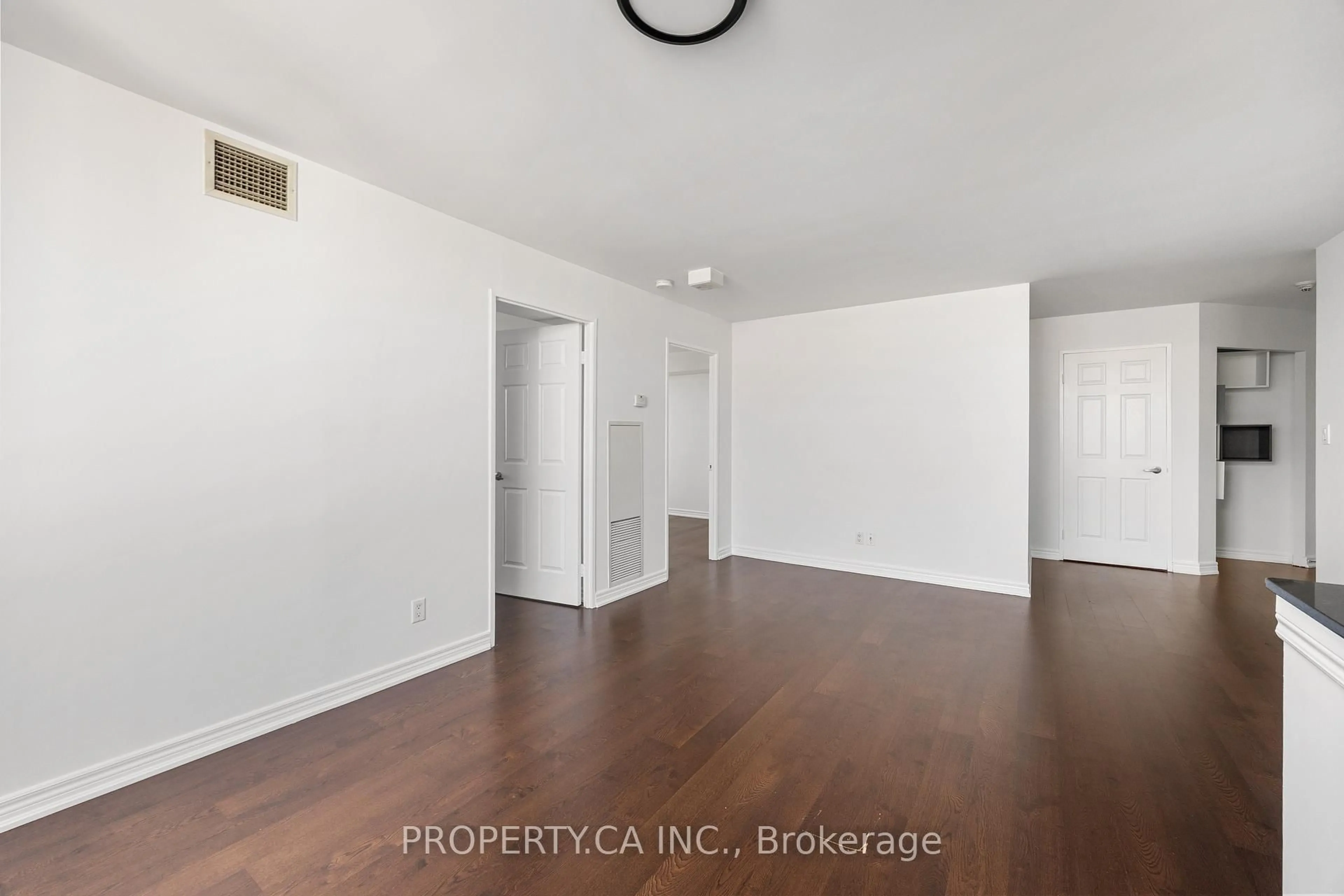 A pic of a room for 1369 Bloor St #1114, Toronto Ontario M6P 4J4