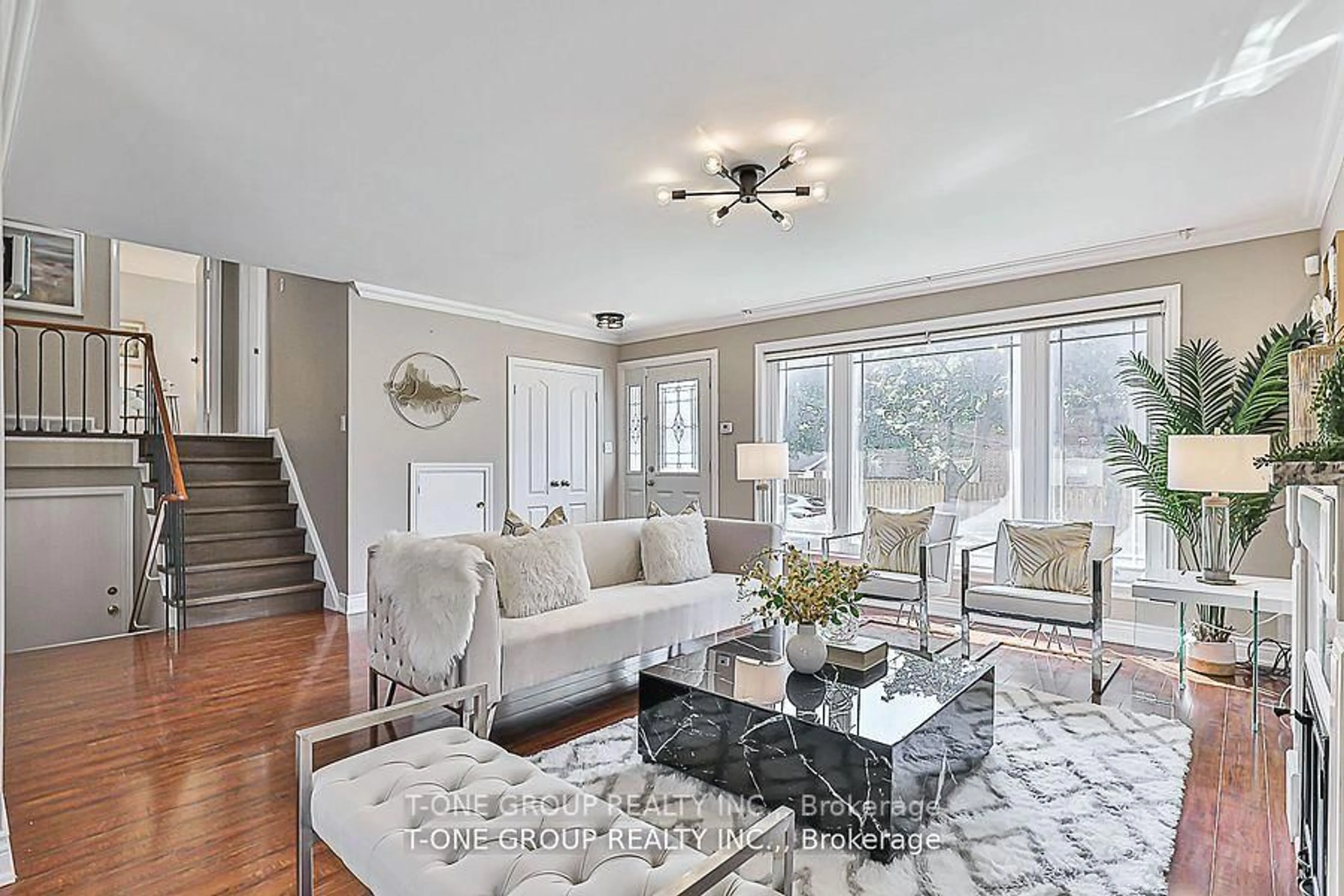 Living room with furniture, unknown for 168 Mckee Ave, Toronto Ontario M2N 4C7