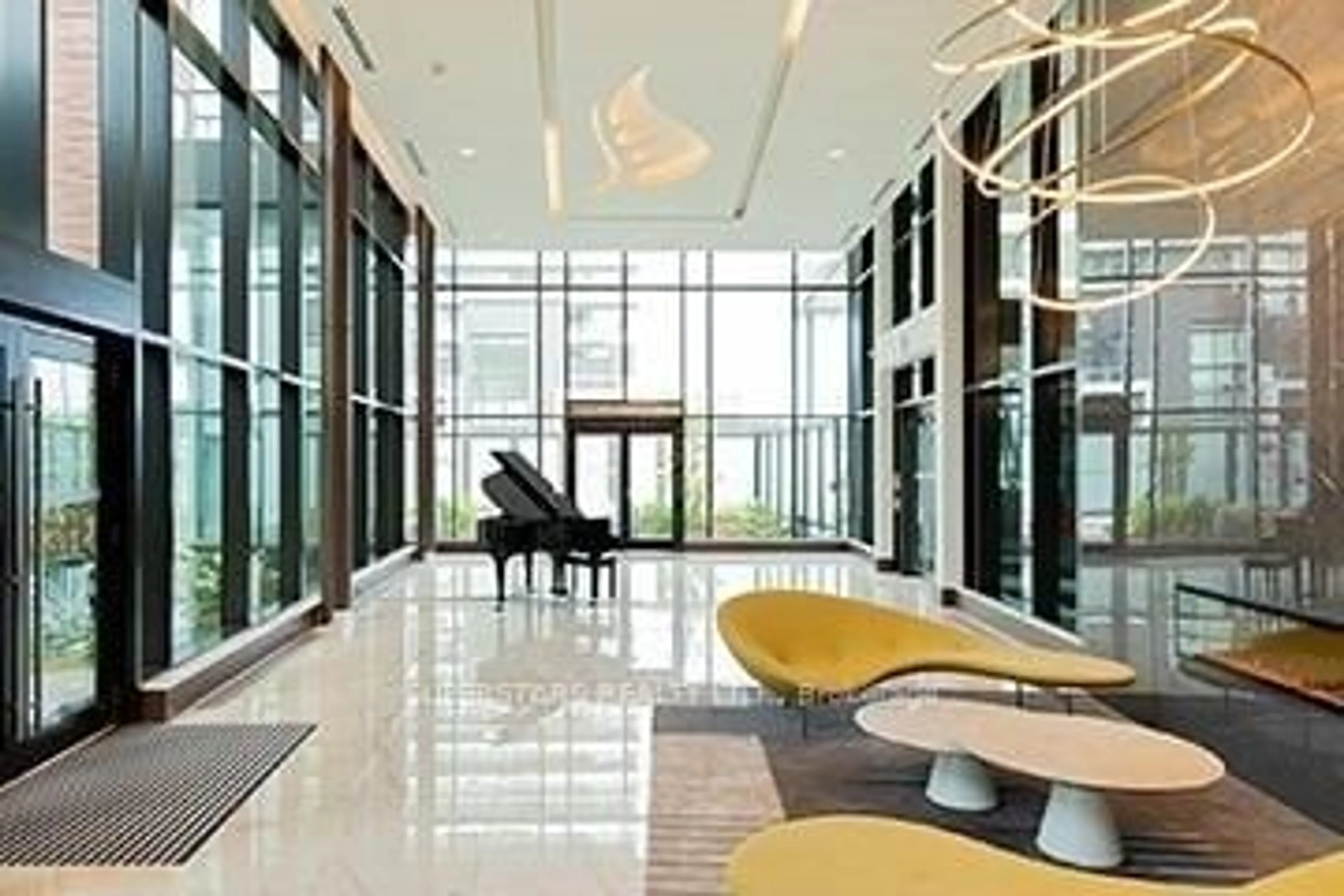 Indoor foyer for 95 McMahon Dr #4108, Toronto Ontario M2K 0H1