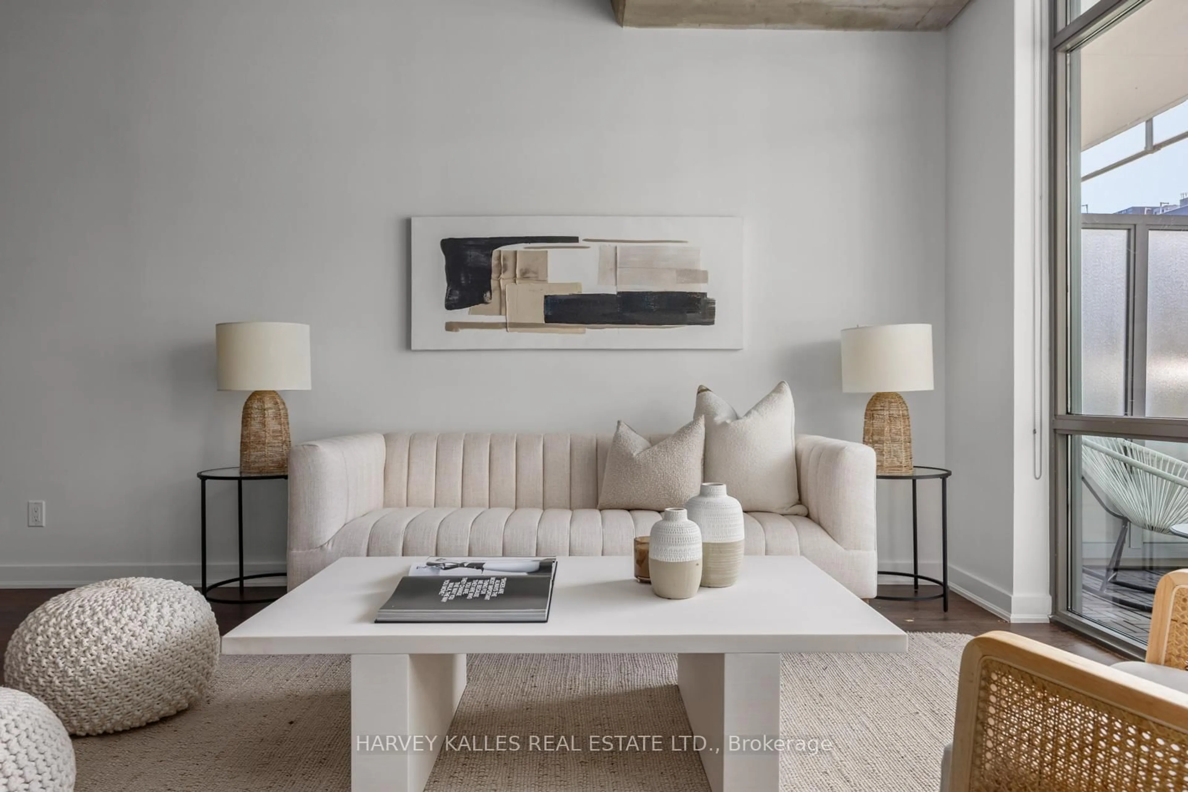 Living room with furniture, unknown for 55 Stewart St #723, Toronto Ontario M5V 2V1