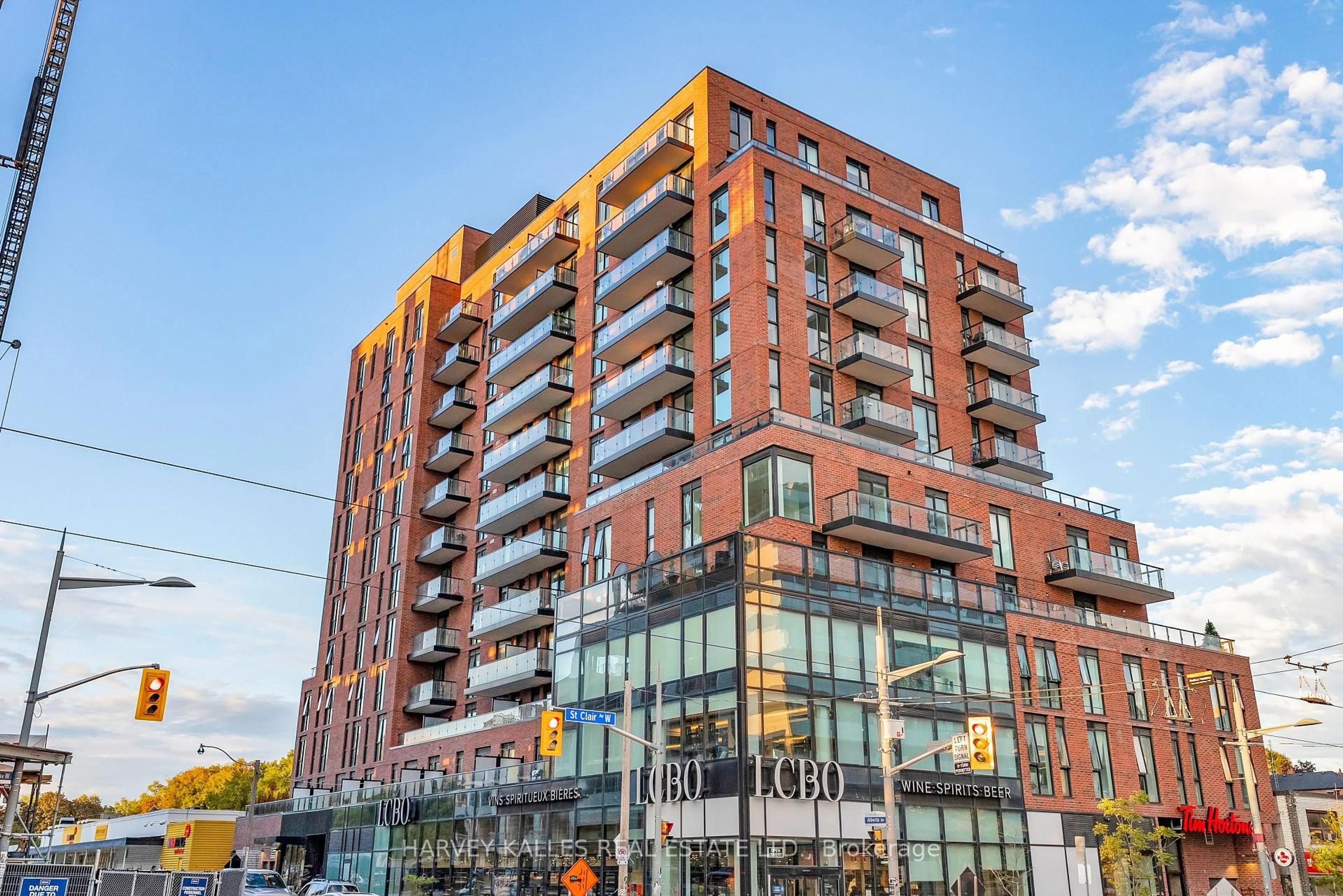 Unknown for 185 Alberta Ave #1105, Toronto Ontario M6C 0A5