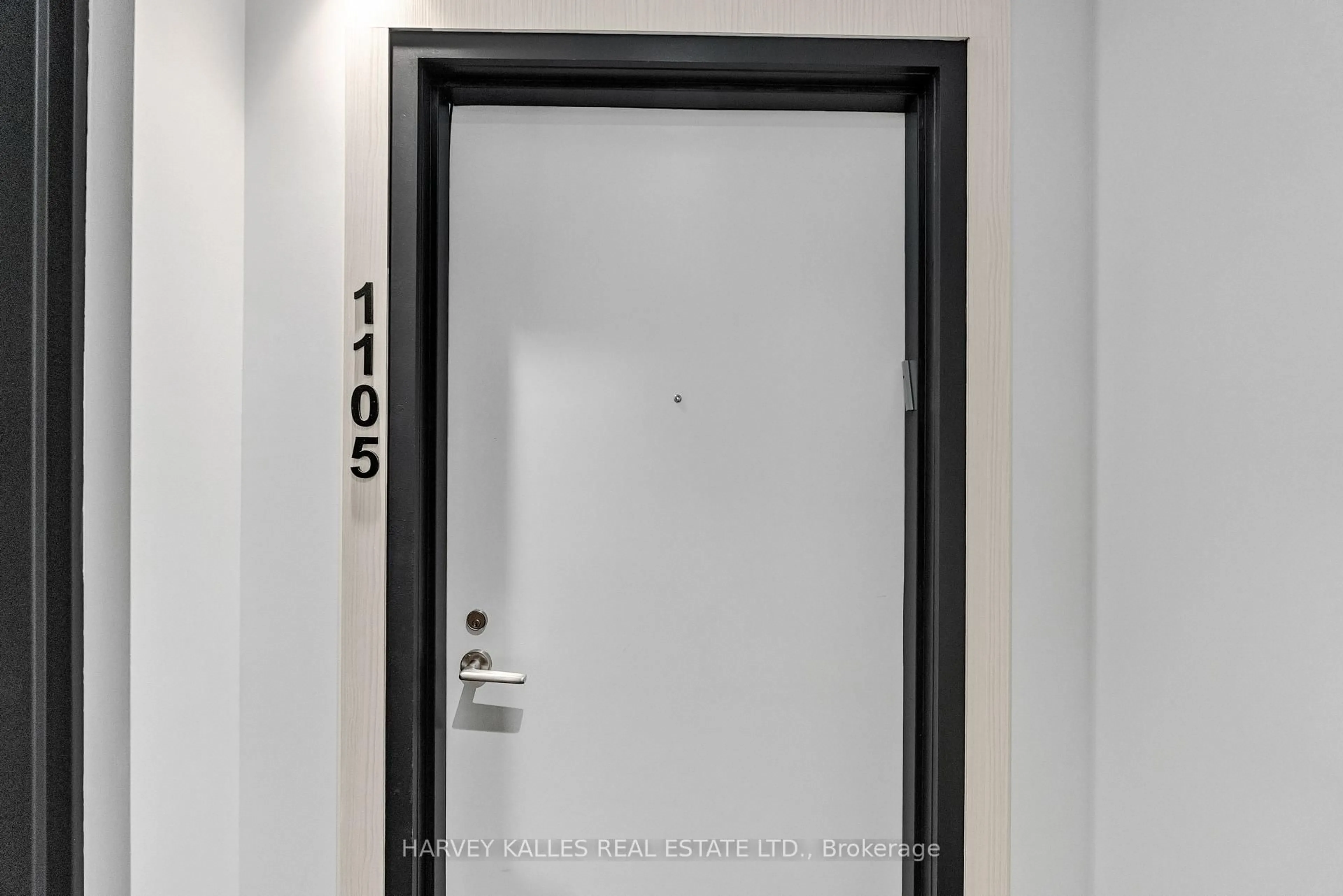 Unknown for 185 Alberta Ave #1105, Toronto Ontario M6C 0A5