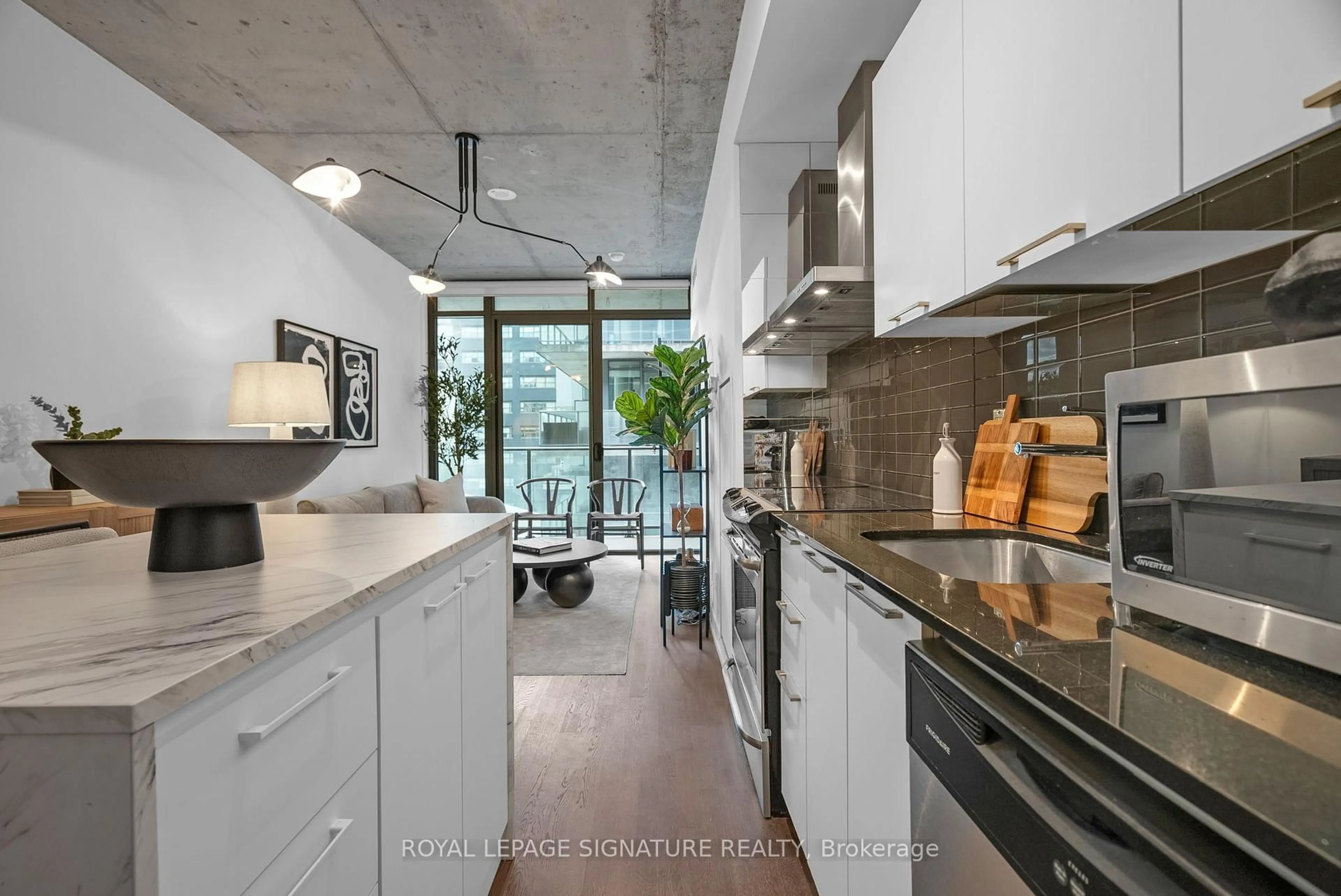 Contemporary kitchen, unknown for 650 King St #804, Toronto Ontario M5V 0H6