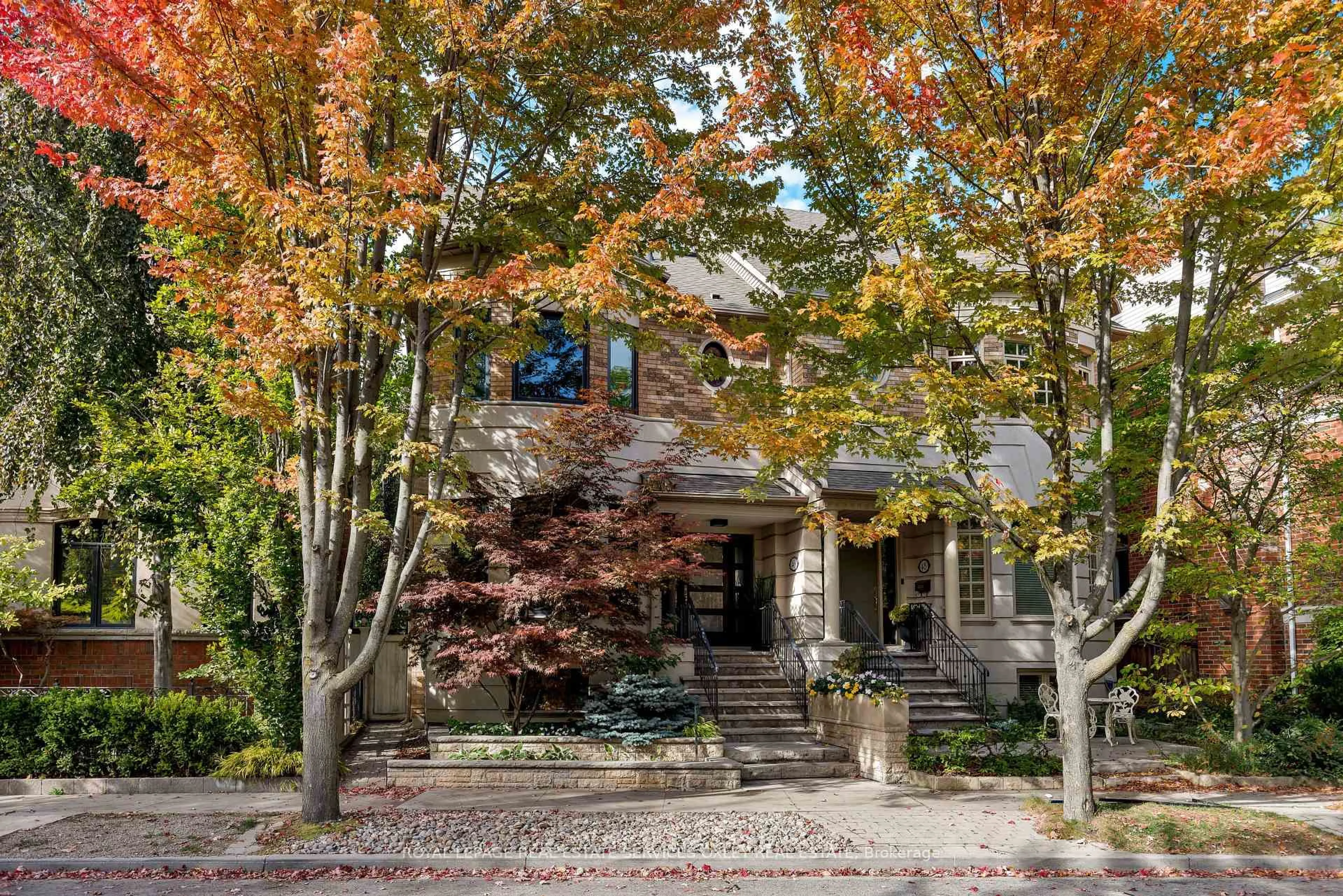 Home with brick exterior material, street for 46 Mathersfield Dr, Toronto Ontario M4W 3W5