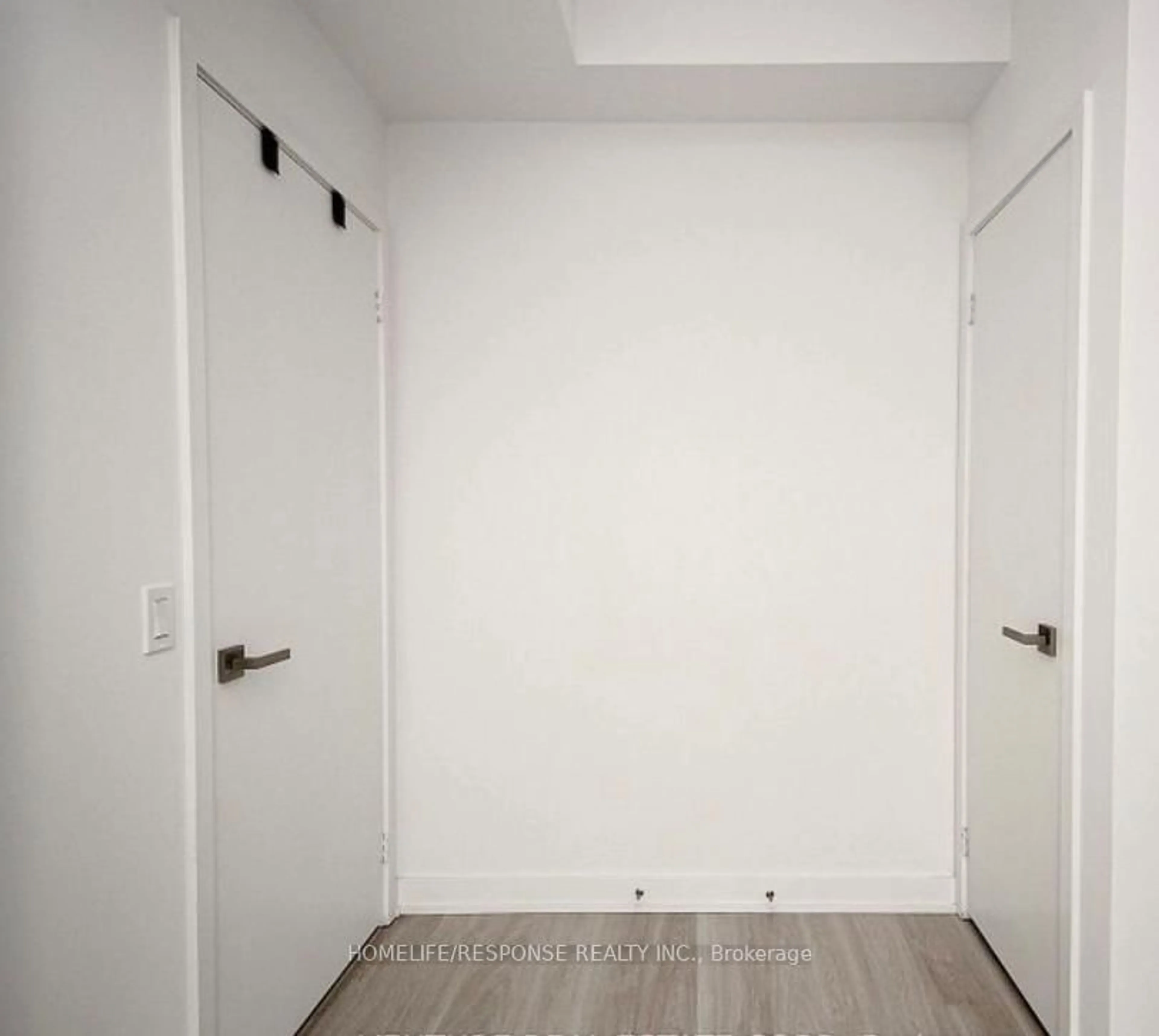 Unknown for 30 Tretti Way #810, Toronto Ontario M3H 0E3