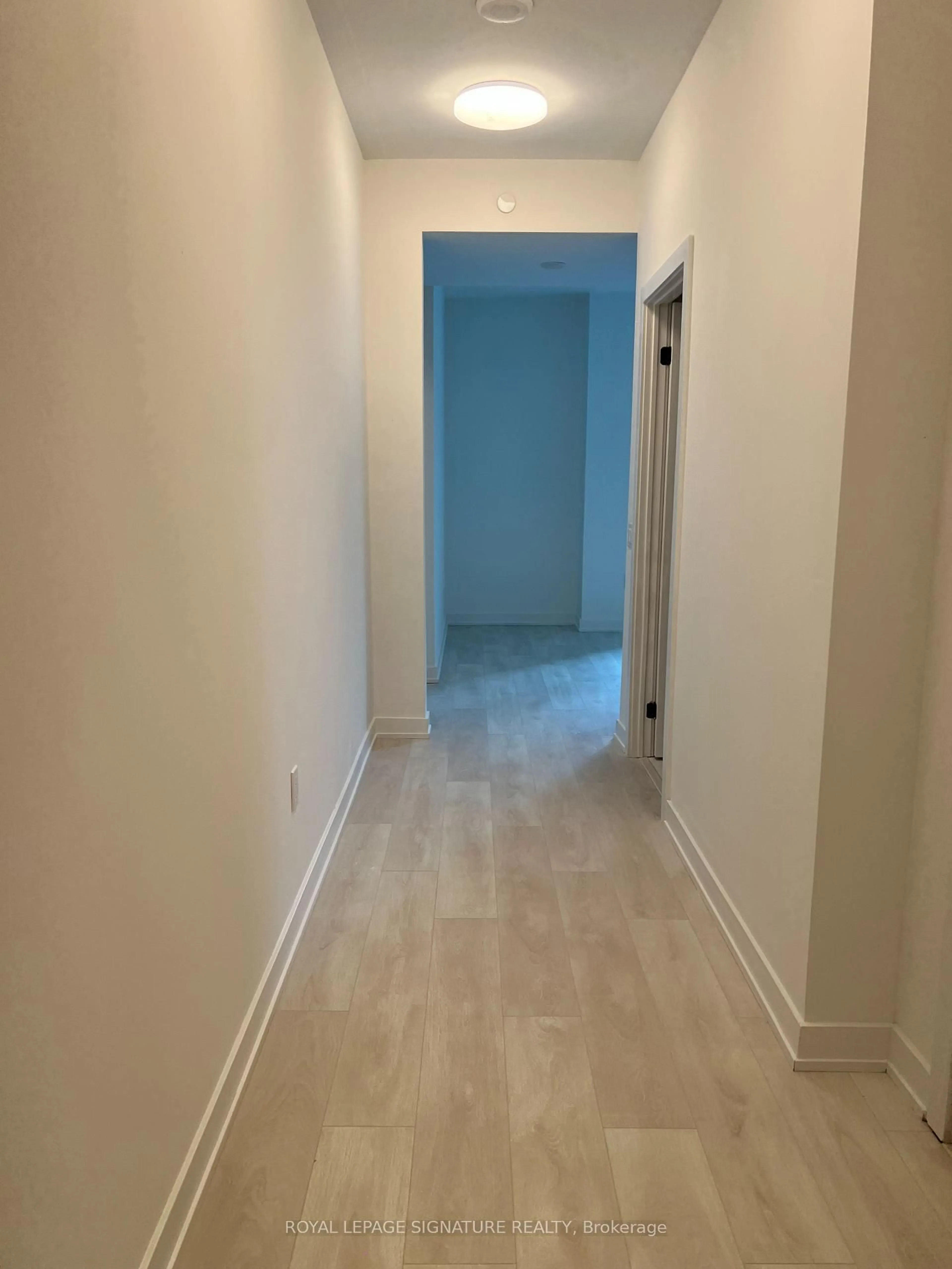 A pic of a room for 117 Broadway Ave #1102, Toronto Ontario M4P 1V5