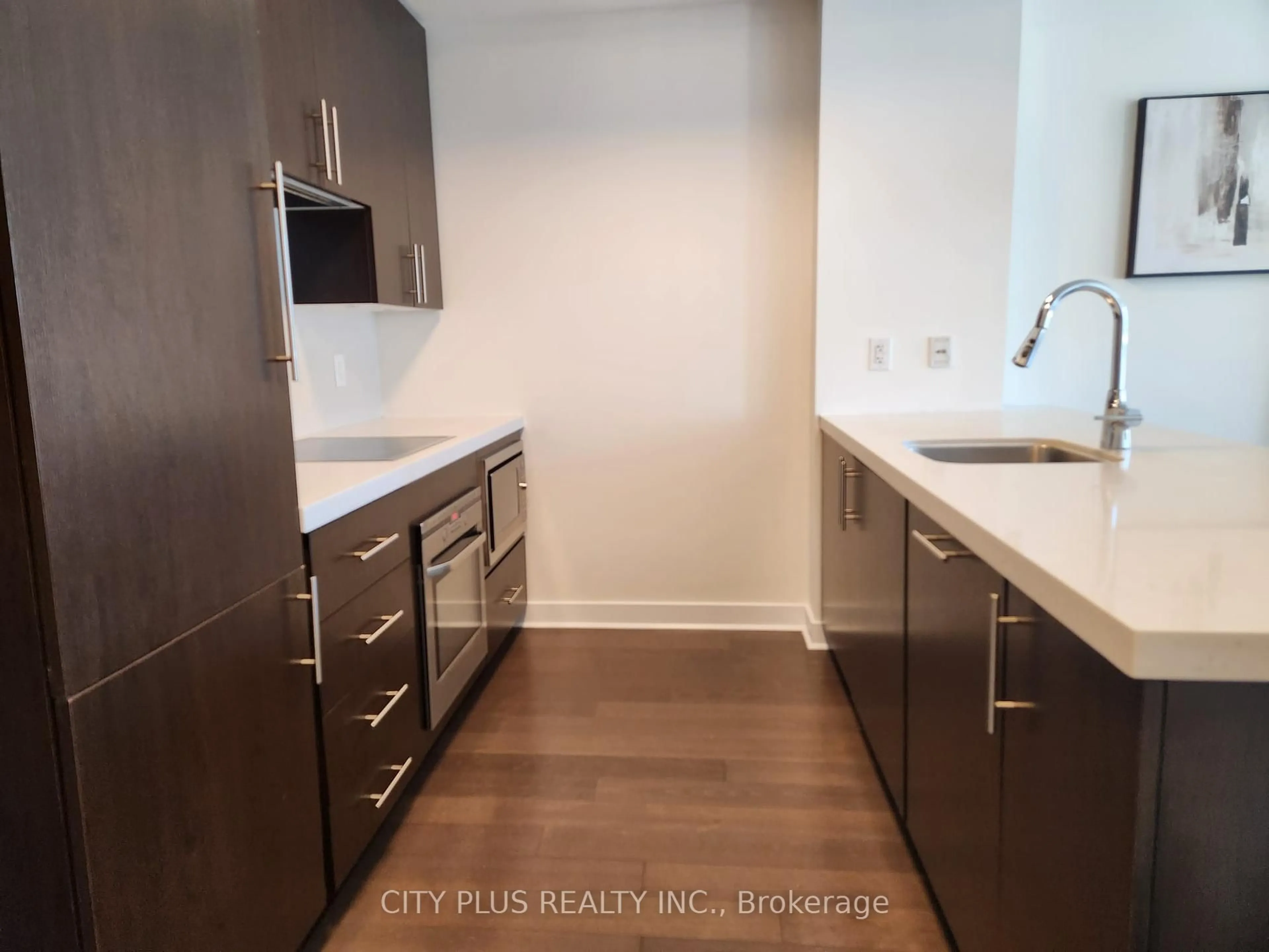 Unknown for 156 Portland St #611, Toronto Ontario M5V 0G1