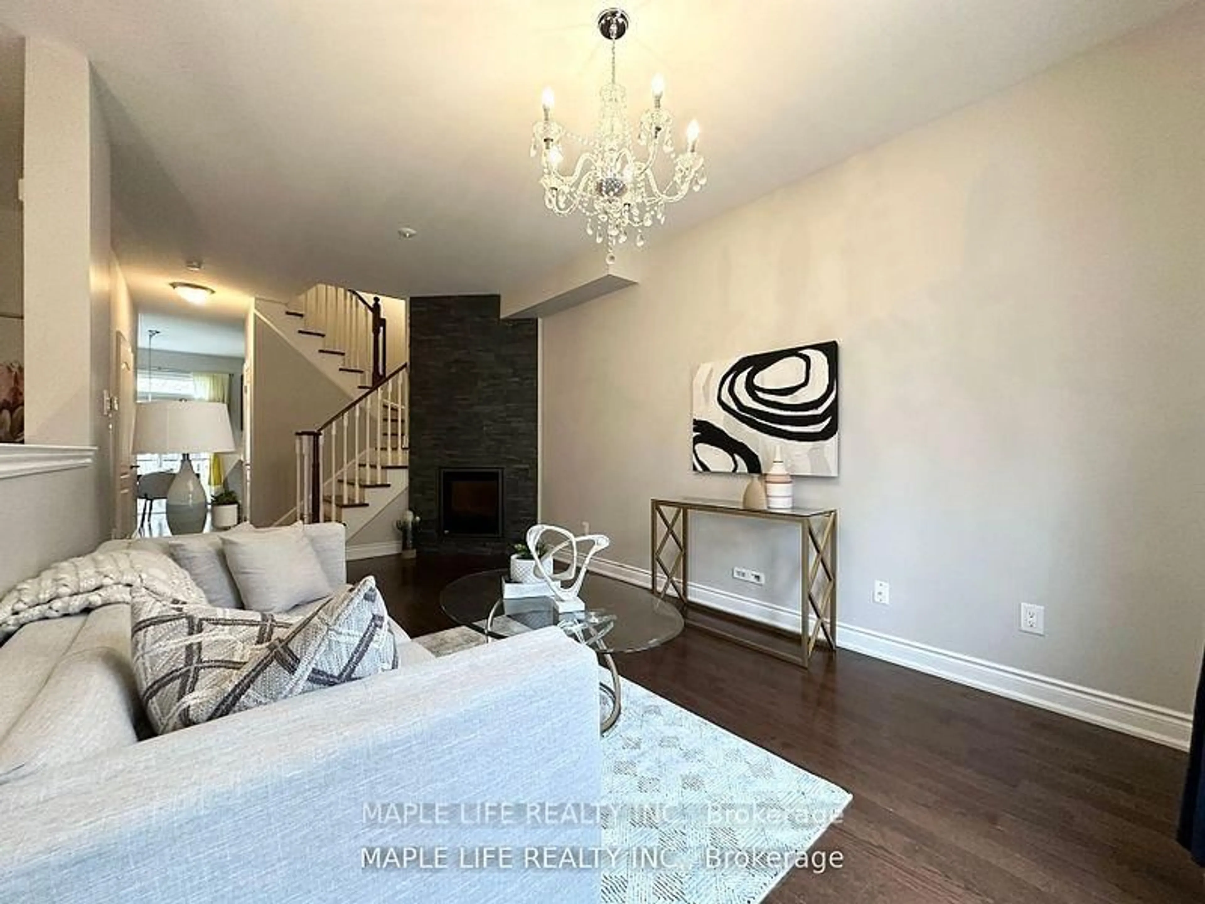 Living room with furniture, unknown for 5 Hayes Lane, Toronto Ontario M2N 0E7