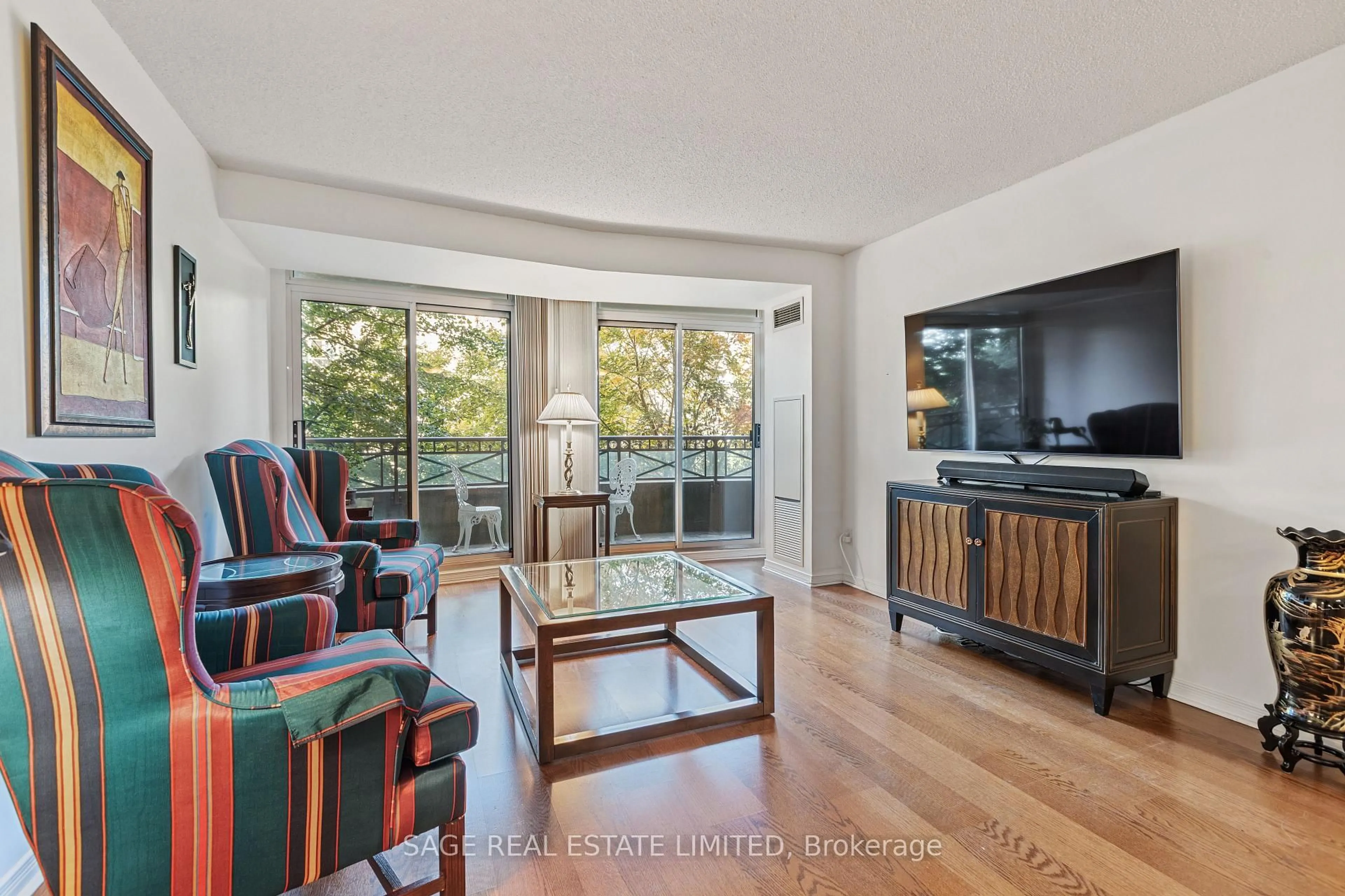Living room with furniture, unknown for 205 The Donway West Rd #318, Toronto Ontario M3B 3S5