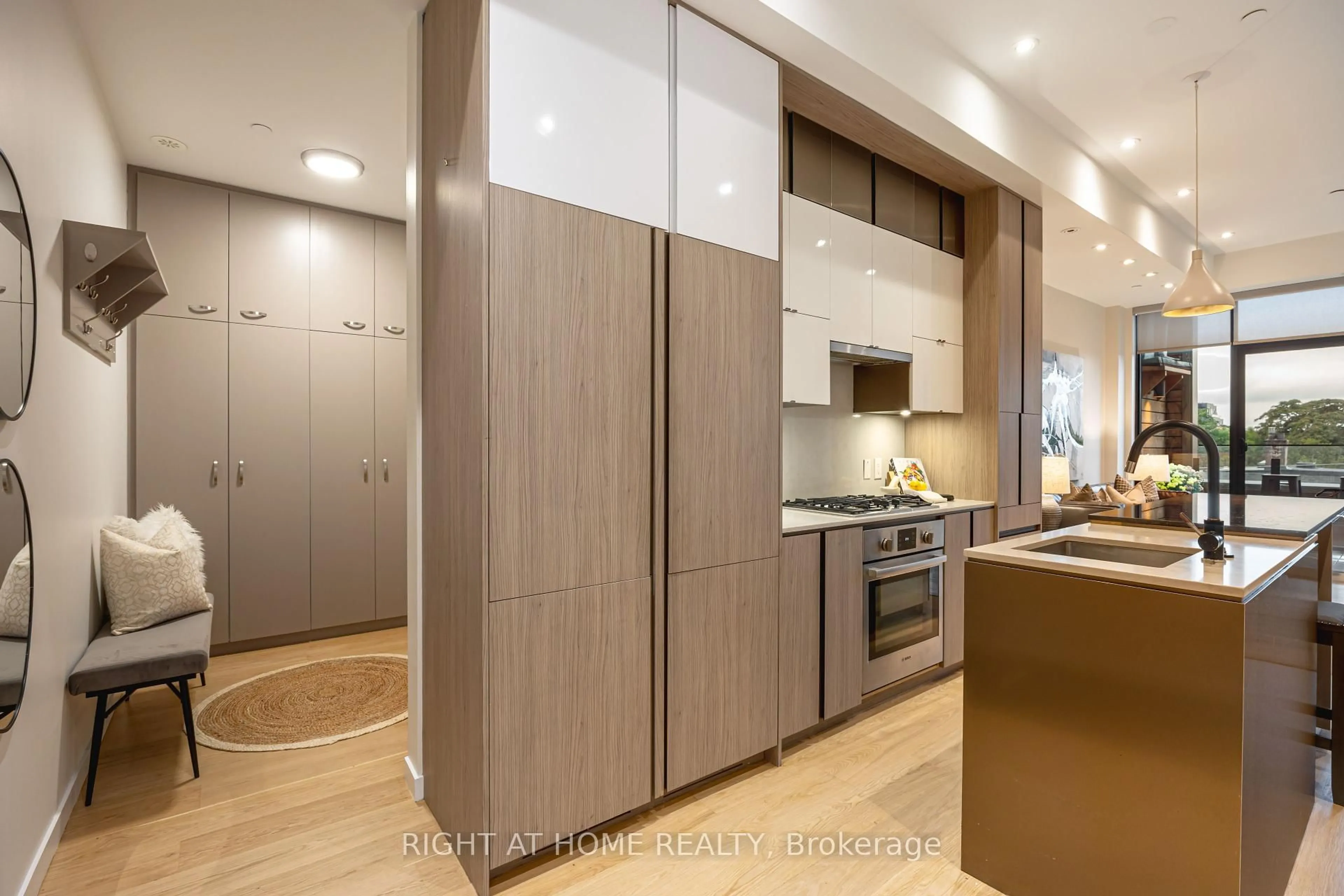 Contemporary kitchen, wood/laminate floor for 455 Dovercourt Rd #1, Toronto Ontario M6H 2W3