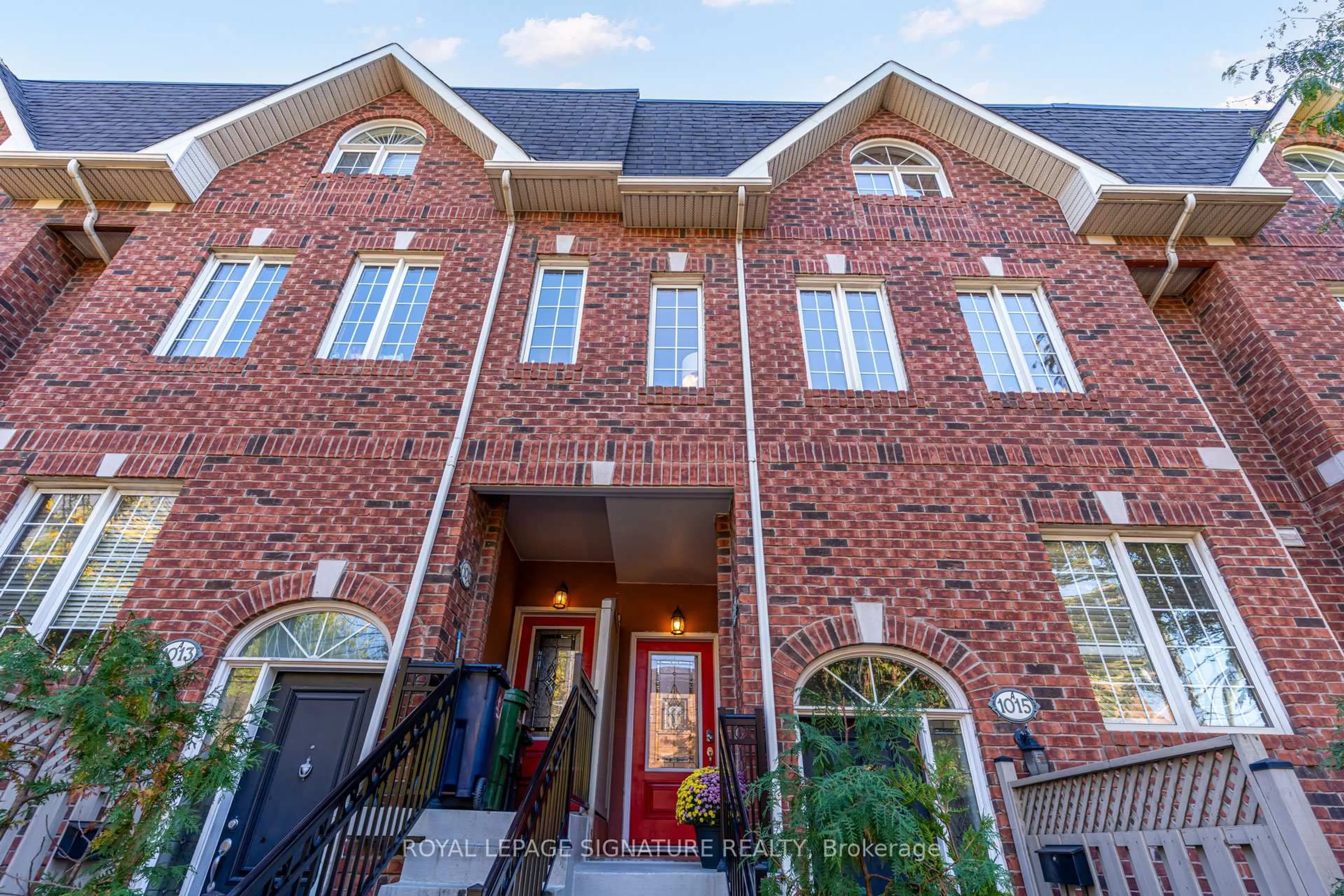 Home with brick exterior material, street for 1015B College St, Toronto Ontario M6H 1A8