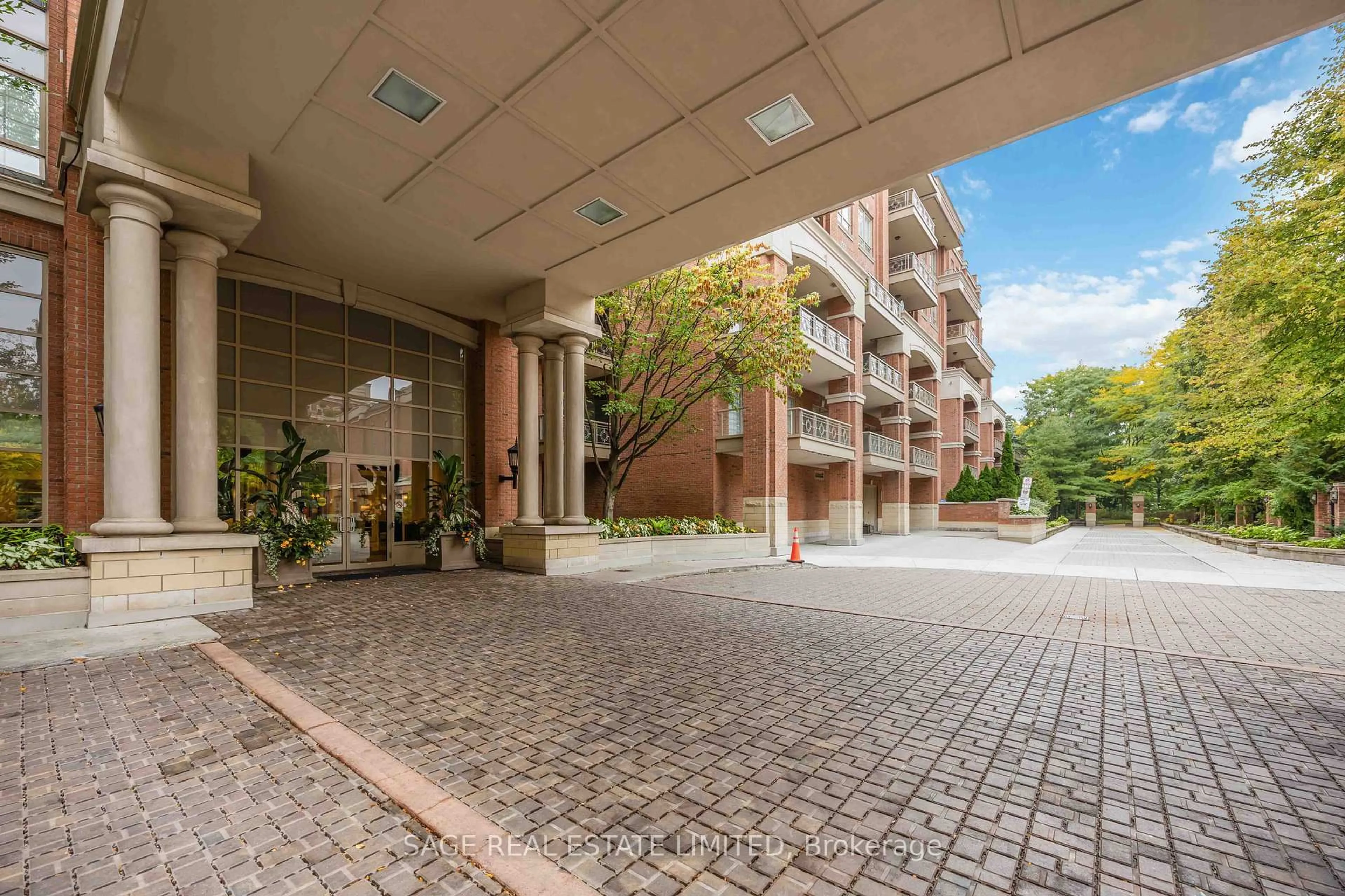 Unknown for 20 Burkebrook Pl #212, Toronto Ontario M4G 0A1