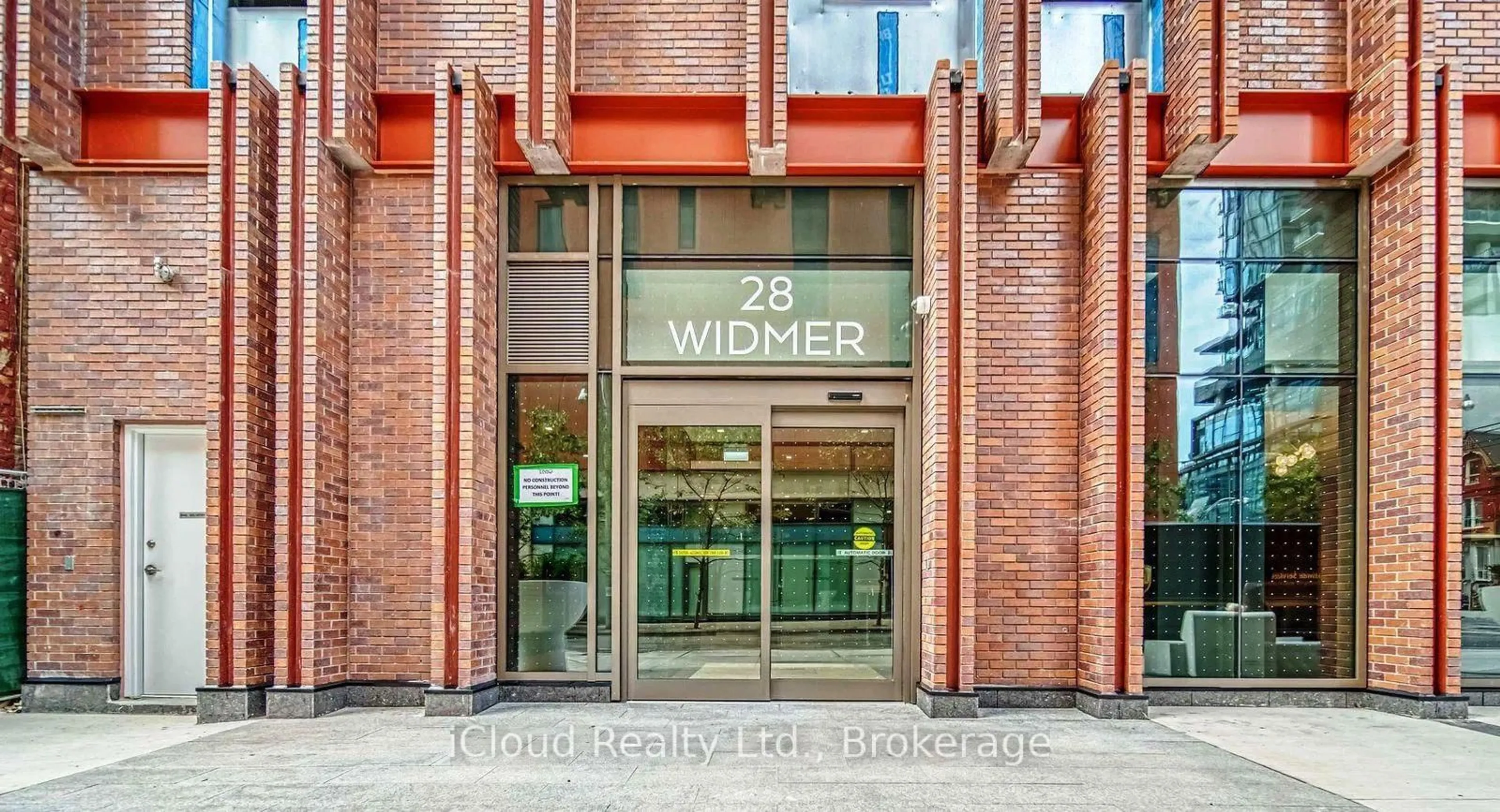 Indoor foyer for 28 Widmer St #4727, Toronto Ontario M5V 0T2