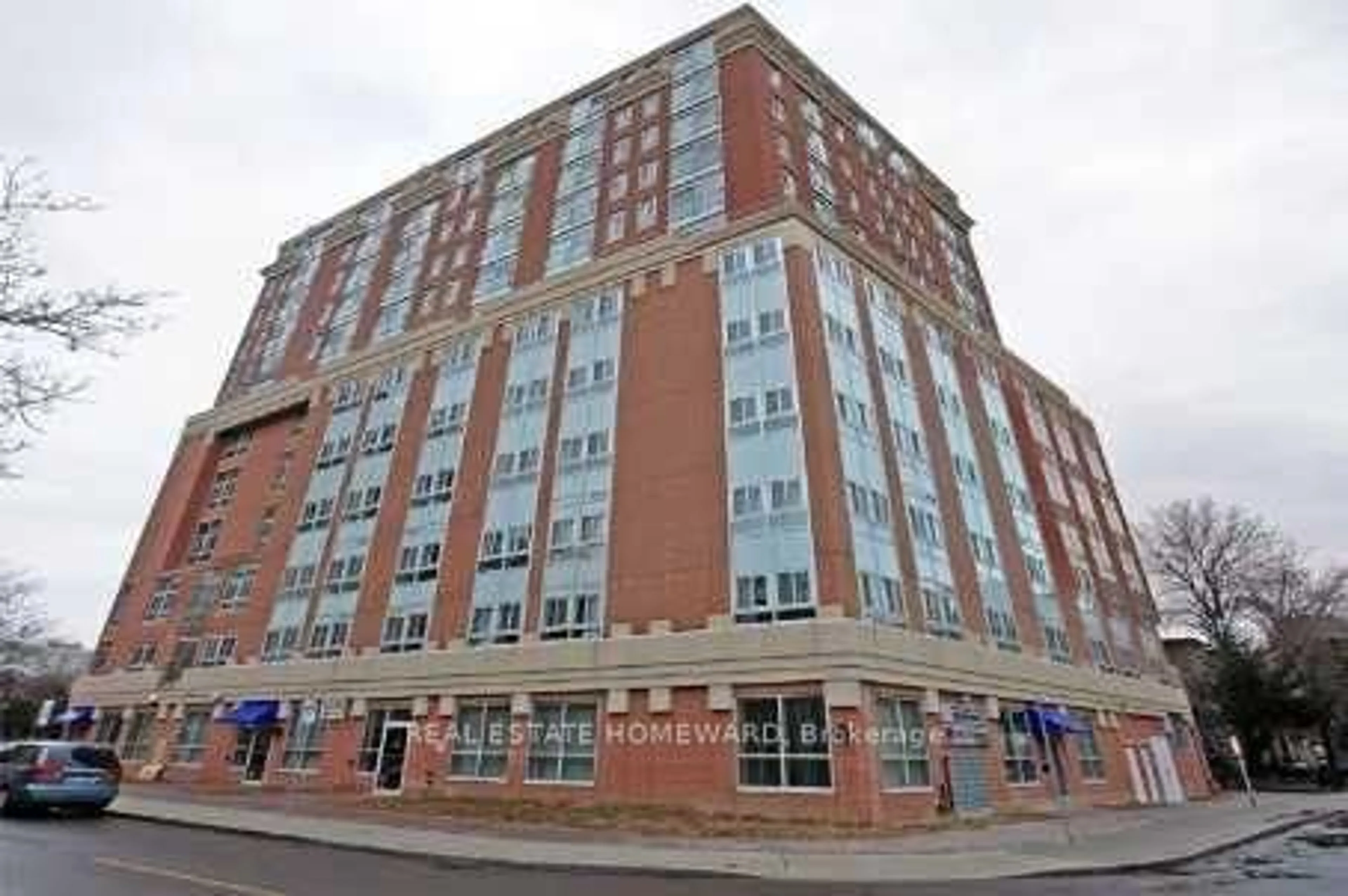 Unknown for 15 Maplewood Ave #304, Toronto Ontario M6C 4B4