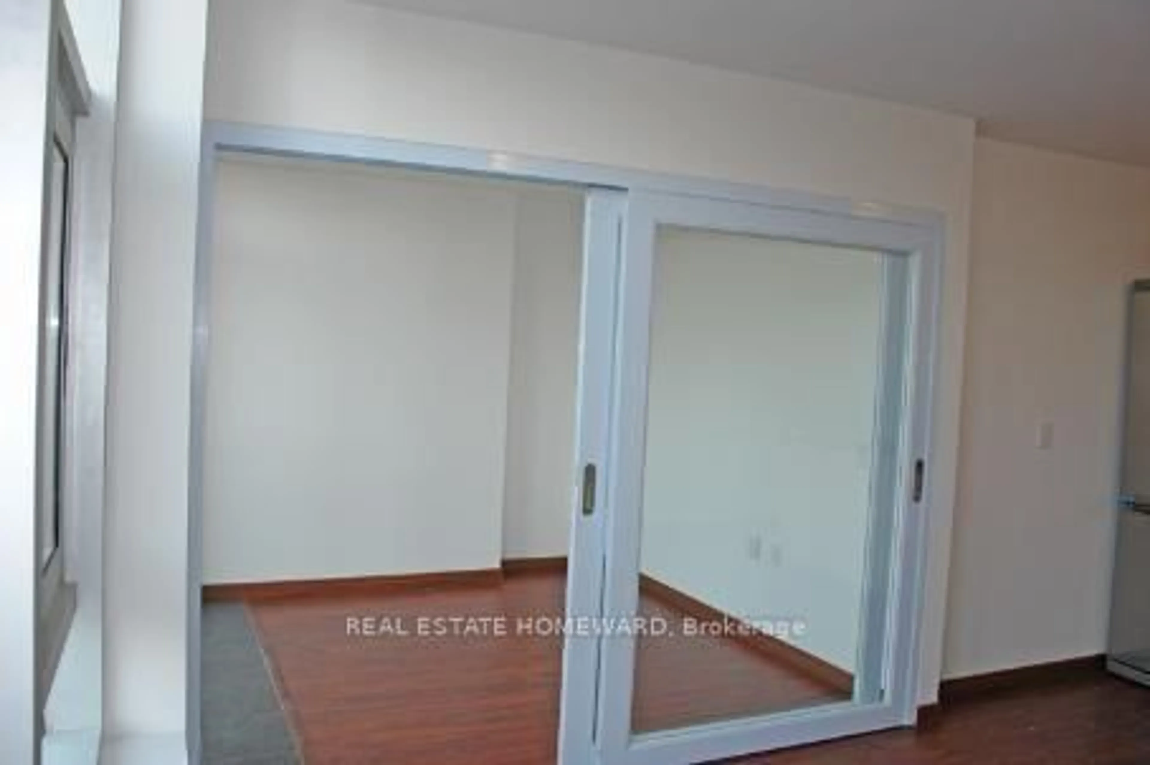 A pic of a room for 15 Maplewood Ave #304, Toronto Ontario M6C 4B4