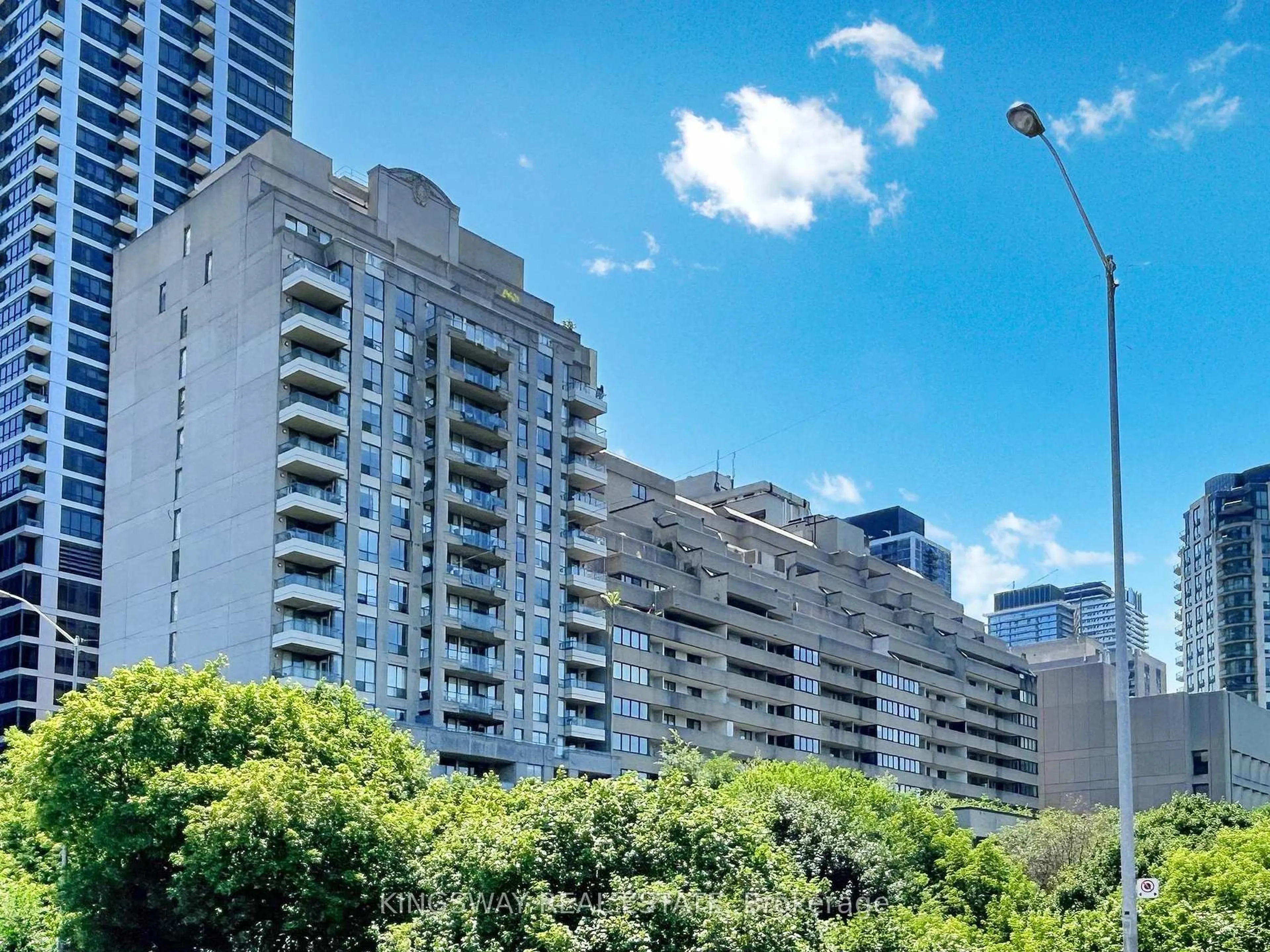 Unknown for 388 Bloor St #1607, Toronto Ontario M4W 3W9