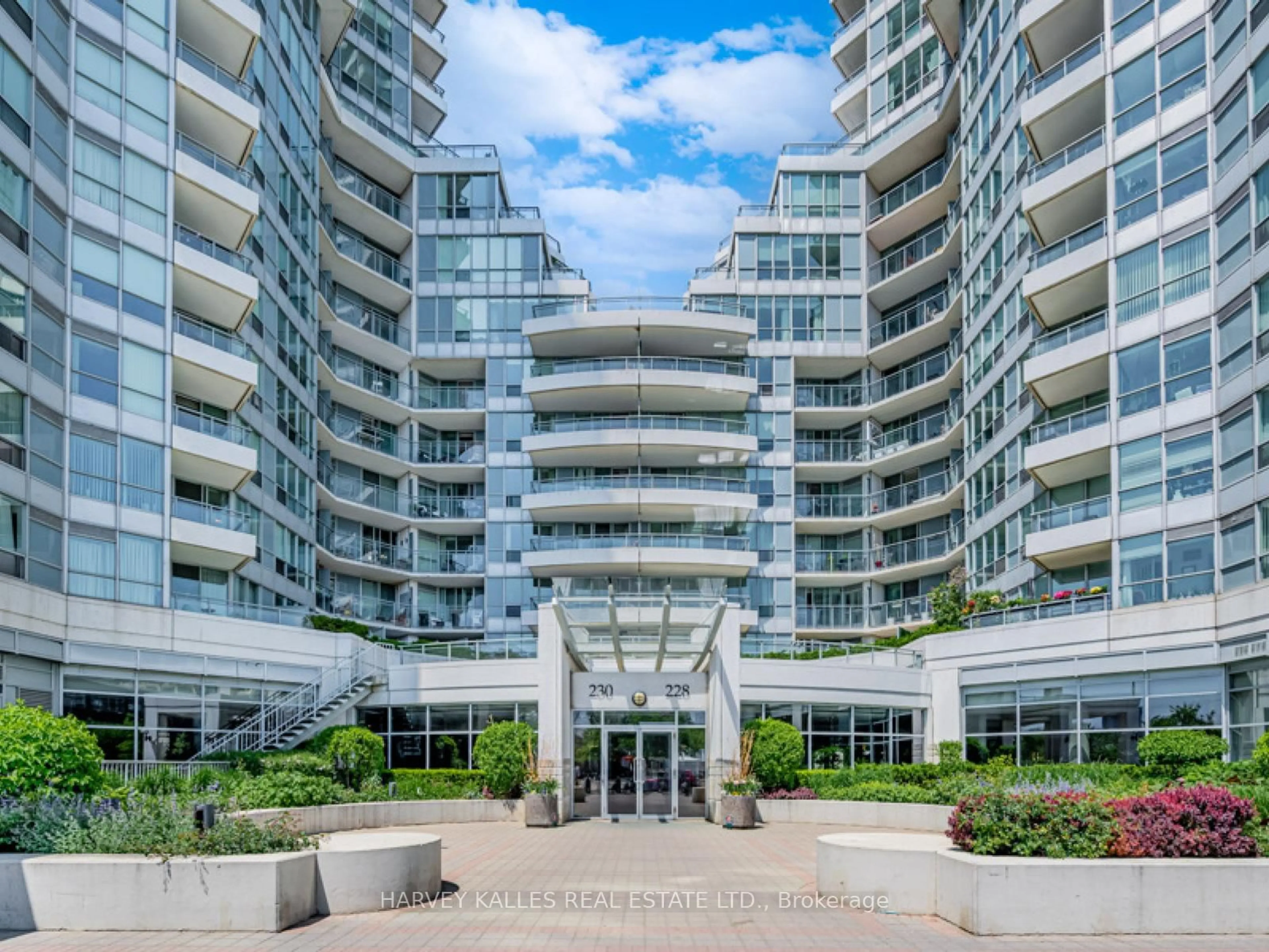 Indoor foyer for 228 Queens Quay W #1115, Toronto Ontario M5J 2X1