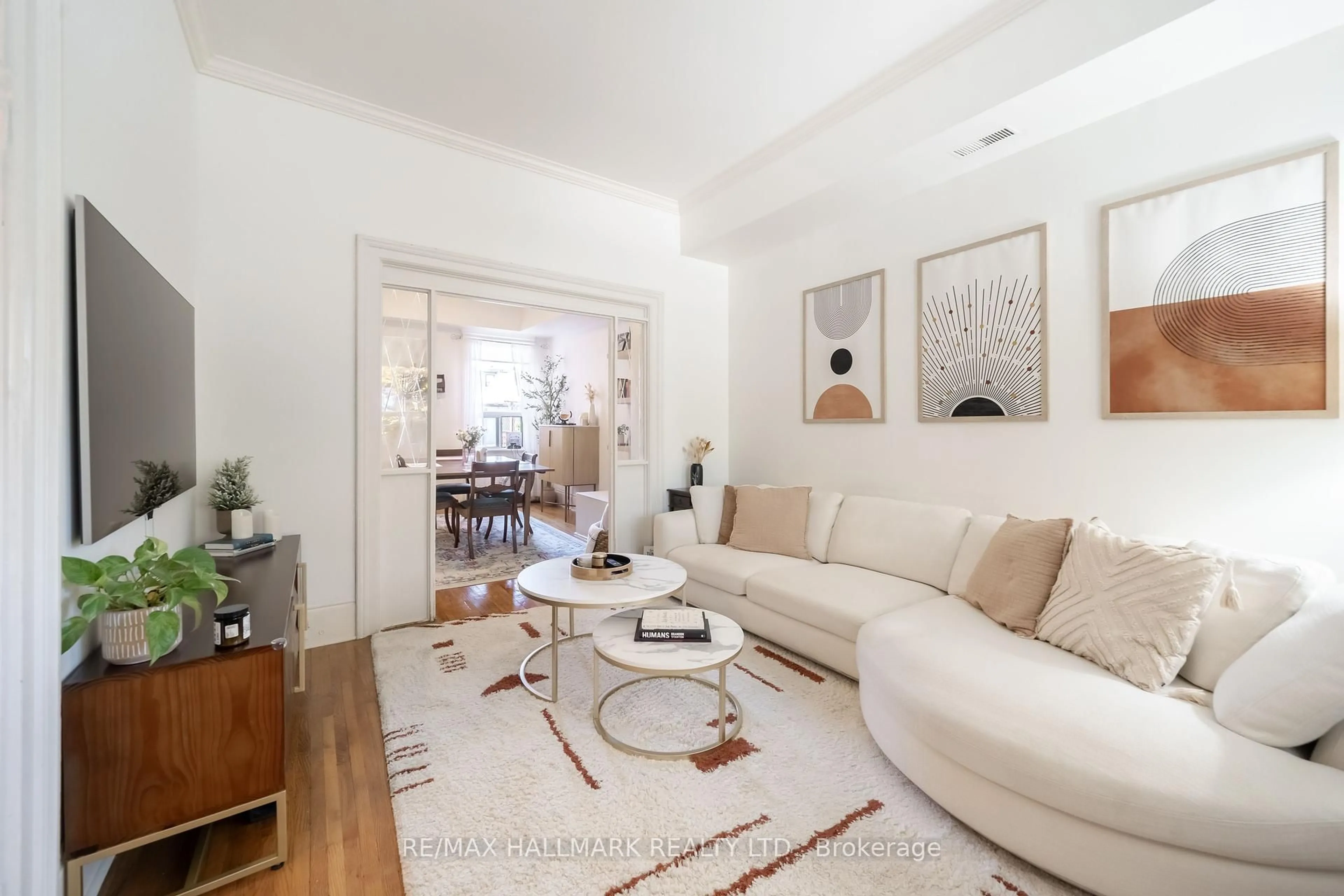 Living room with furniture, unknown for 38 Brookfield St, Toronto Ontario M6J 3A9