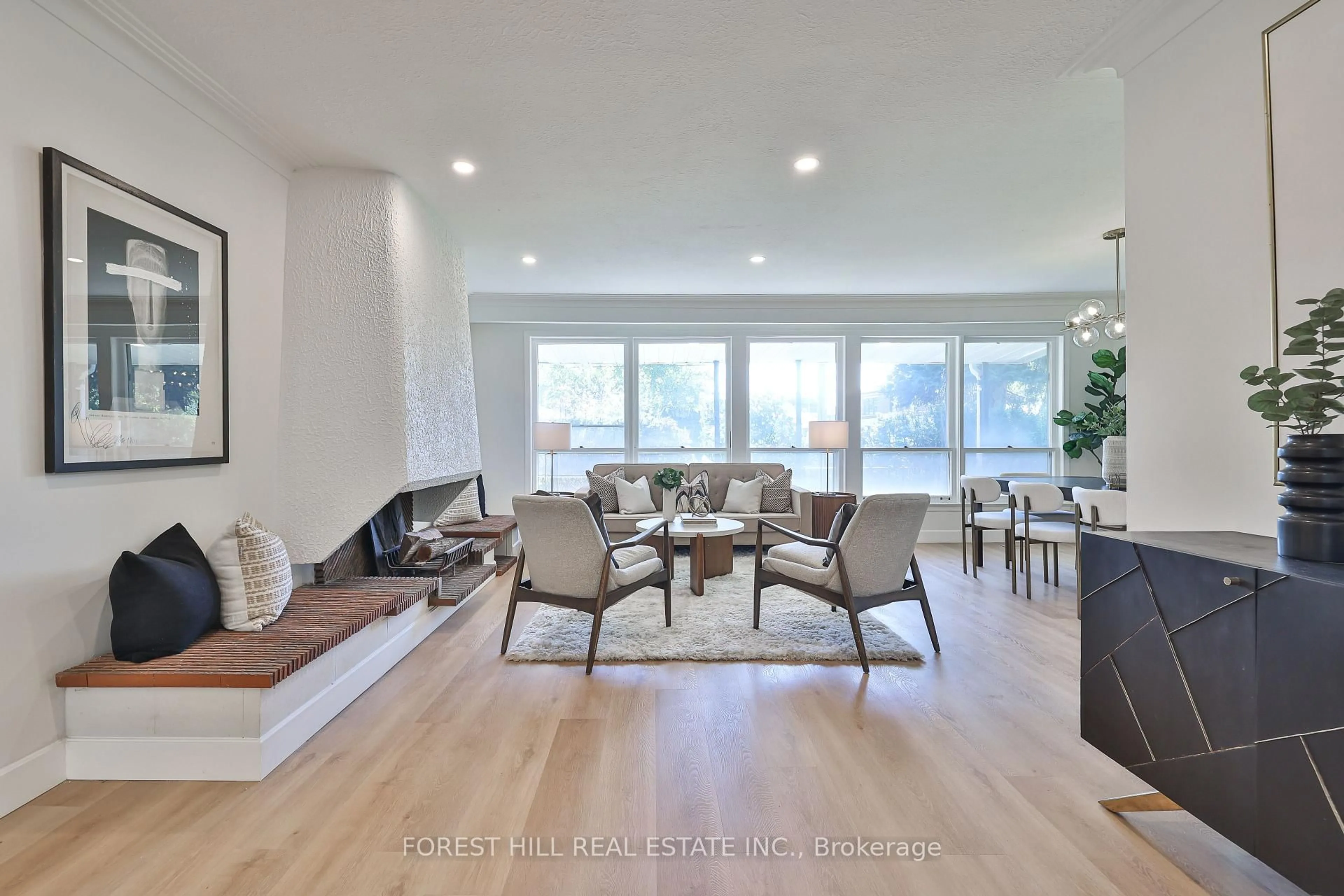 Living room with furniture, wood/laminate floor for 50 Evanston Dr, Toronto Ontario M3H 5P3
