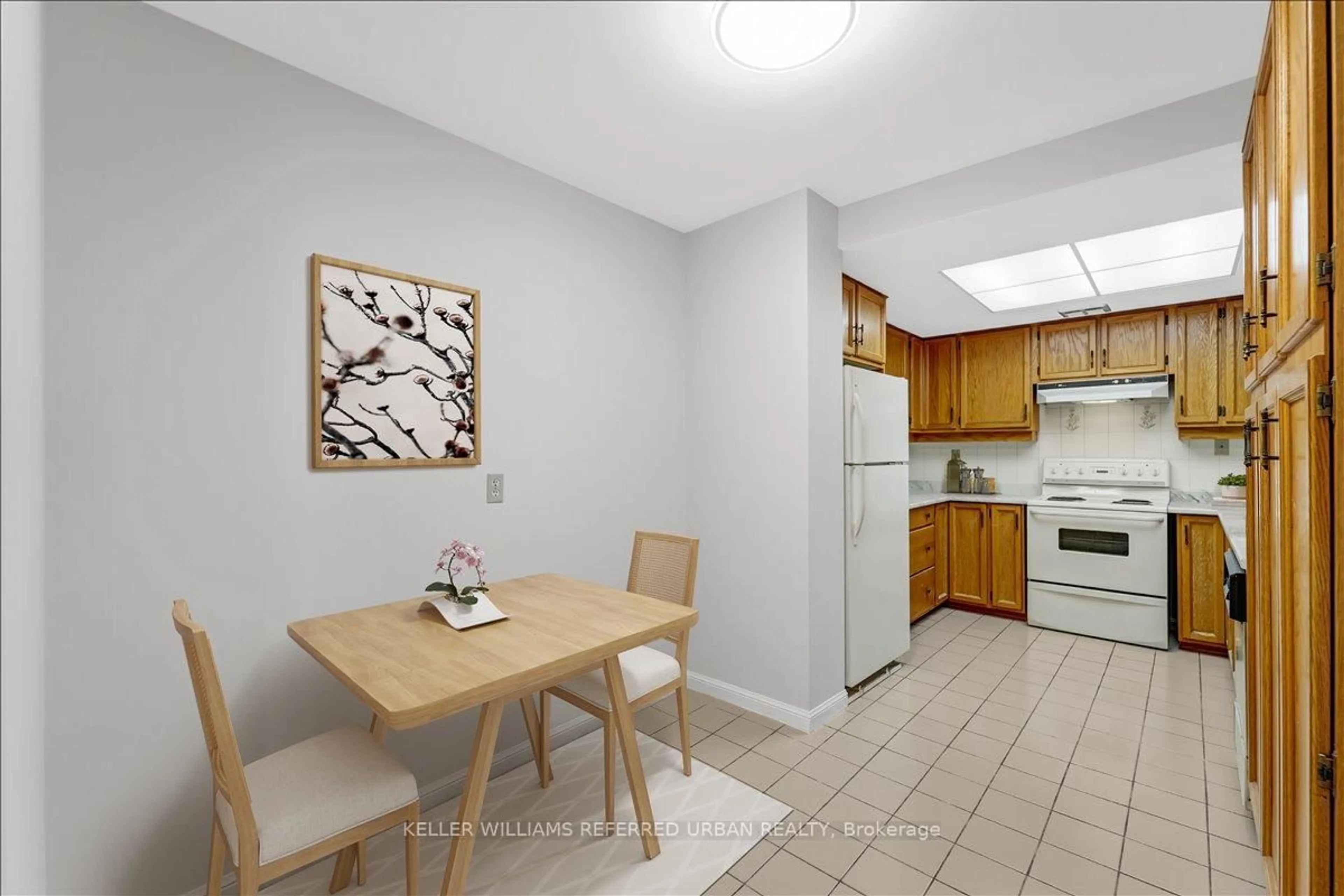 Standard kitchen, unknown for 5444 Yonge St #501, Toronto Ontario M2N 6J4