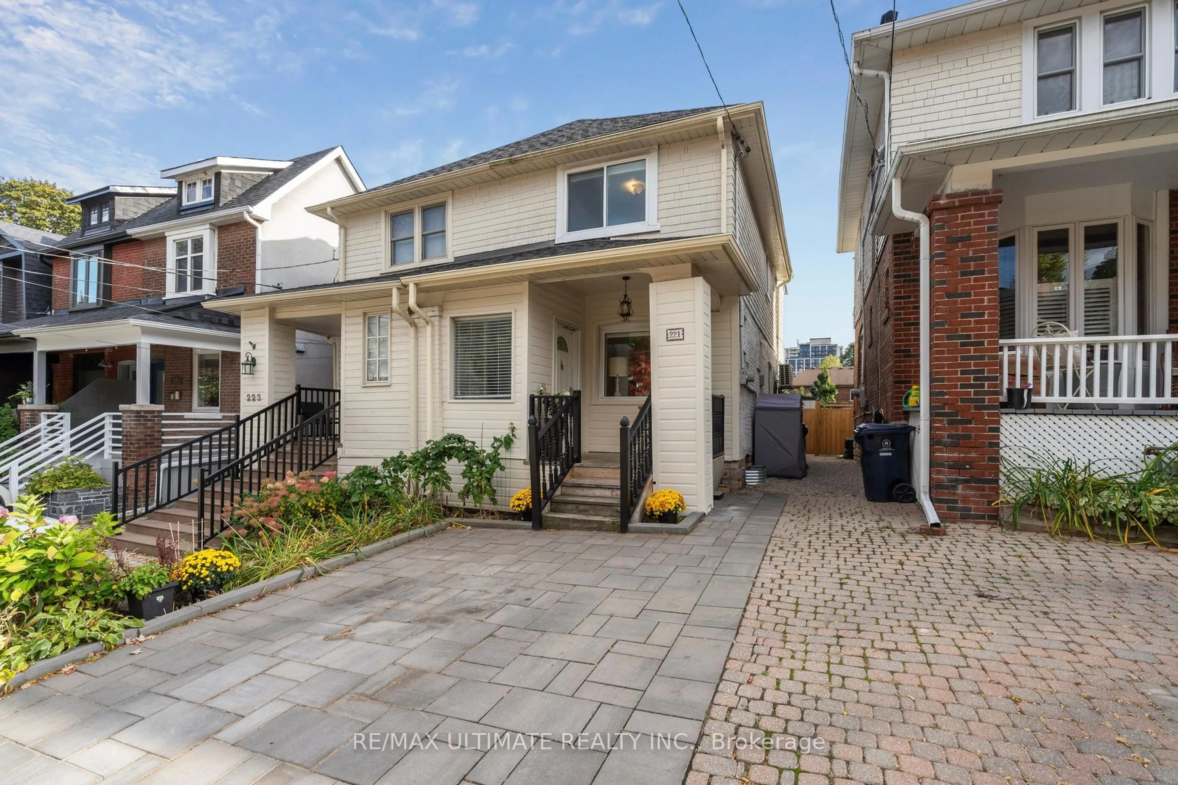 Home with brick exterior material, street for 221 Erskine Ave, Toronto Ontario M4P 1Z5