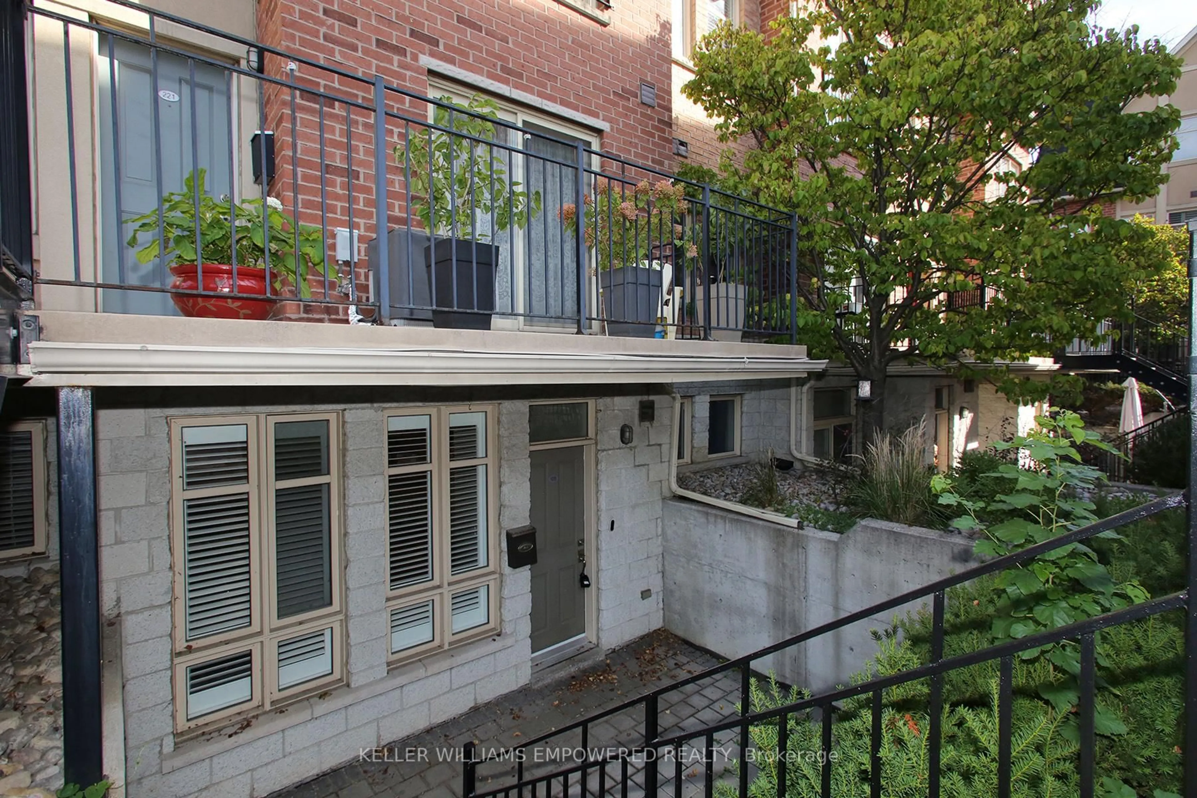 Patio, street for 1837 Eglinton Ave #109, Toronto Ontario M4A 2Y4