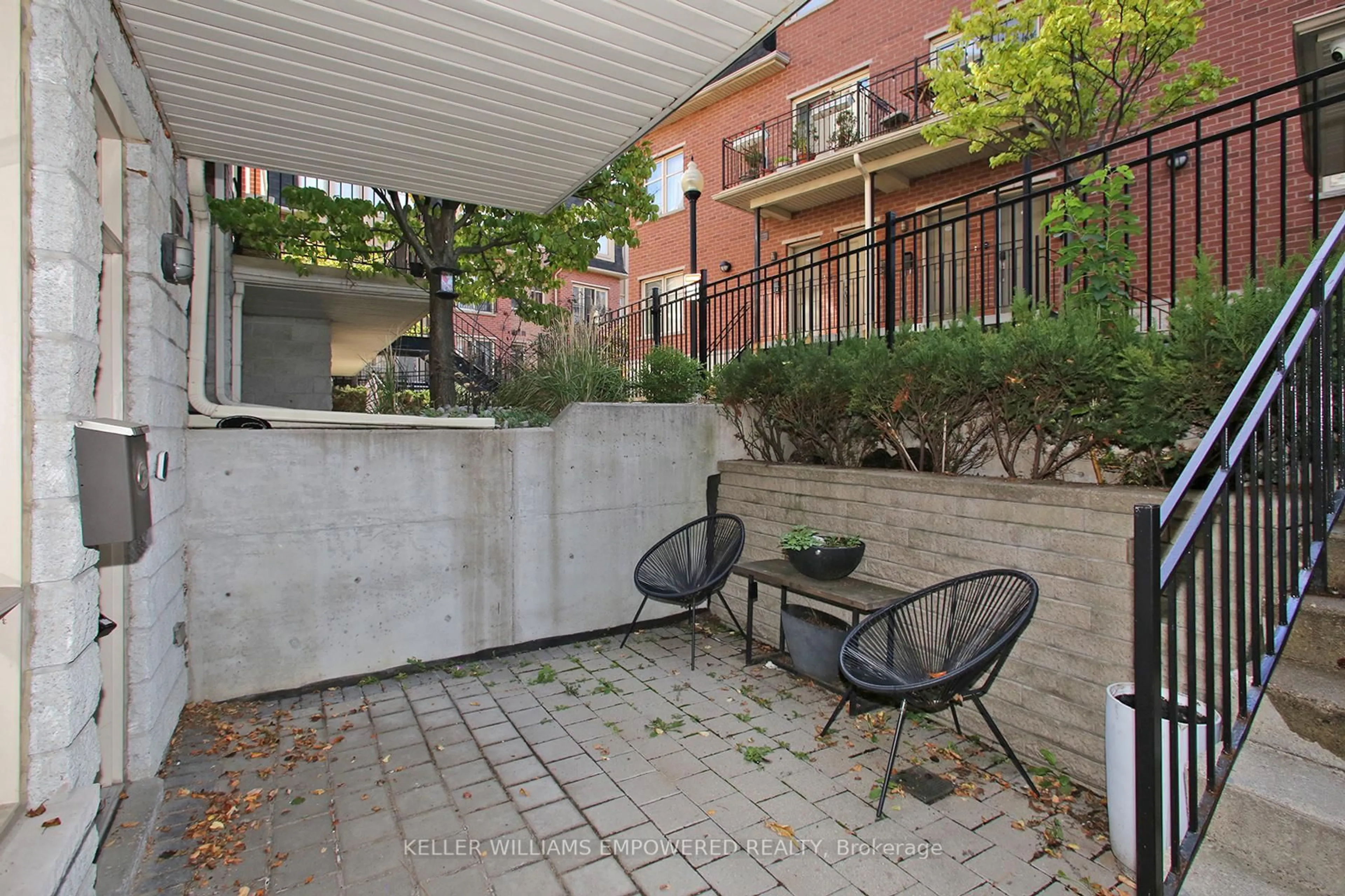Patio, street for 1837 Eglinton Ave #109, Toronto Ontario M4A 2Y4