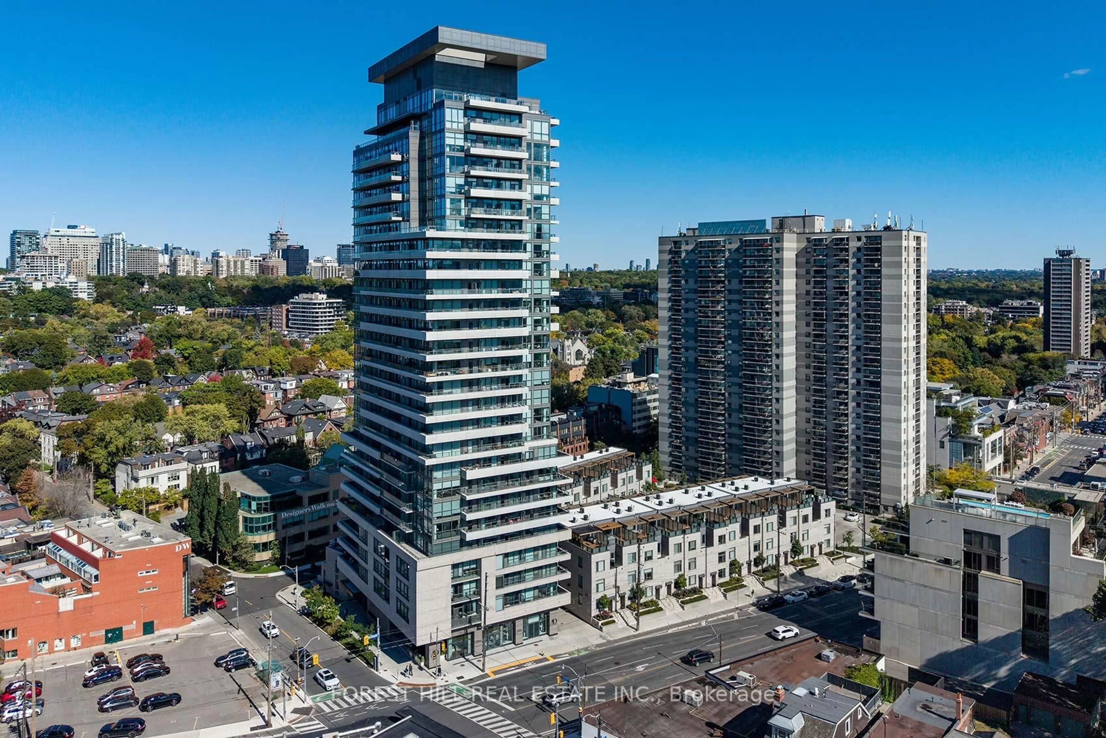 A pic from outside/outdoor area/front of a property/back of a property/a pic from drone, city buildings view from balcony for 181 Bedford Rd #PH01, Toronto Ontario M5R 0C2