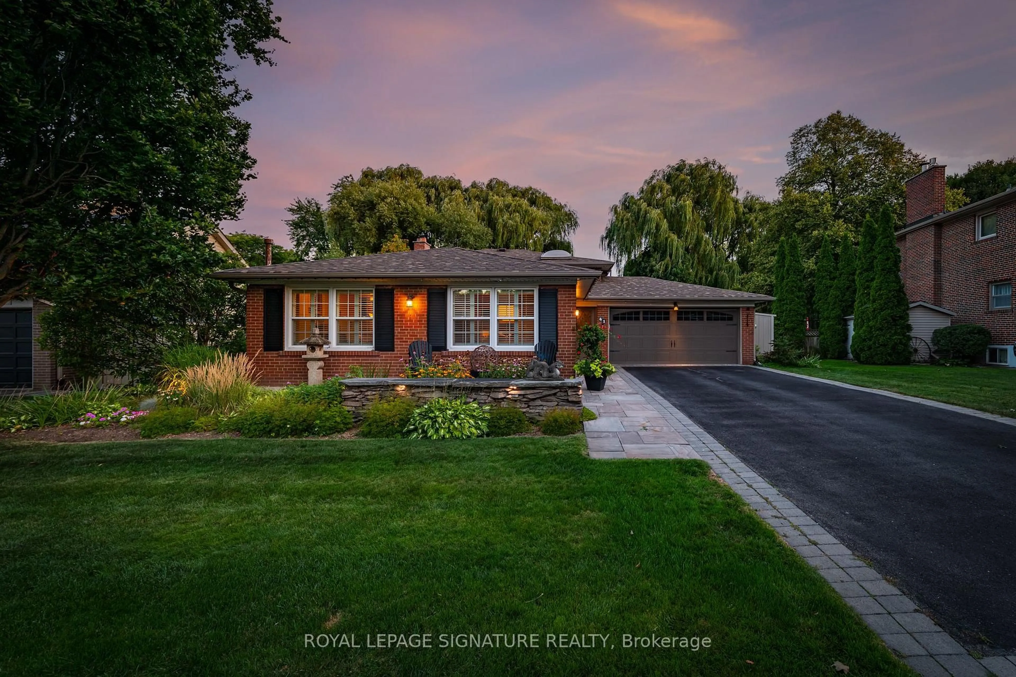 Home with brick exterior material, street for 41 Denver Cres, Toronto Ontario M2J 1G6