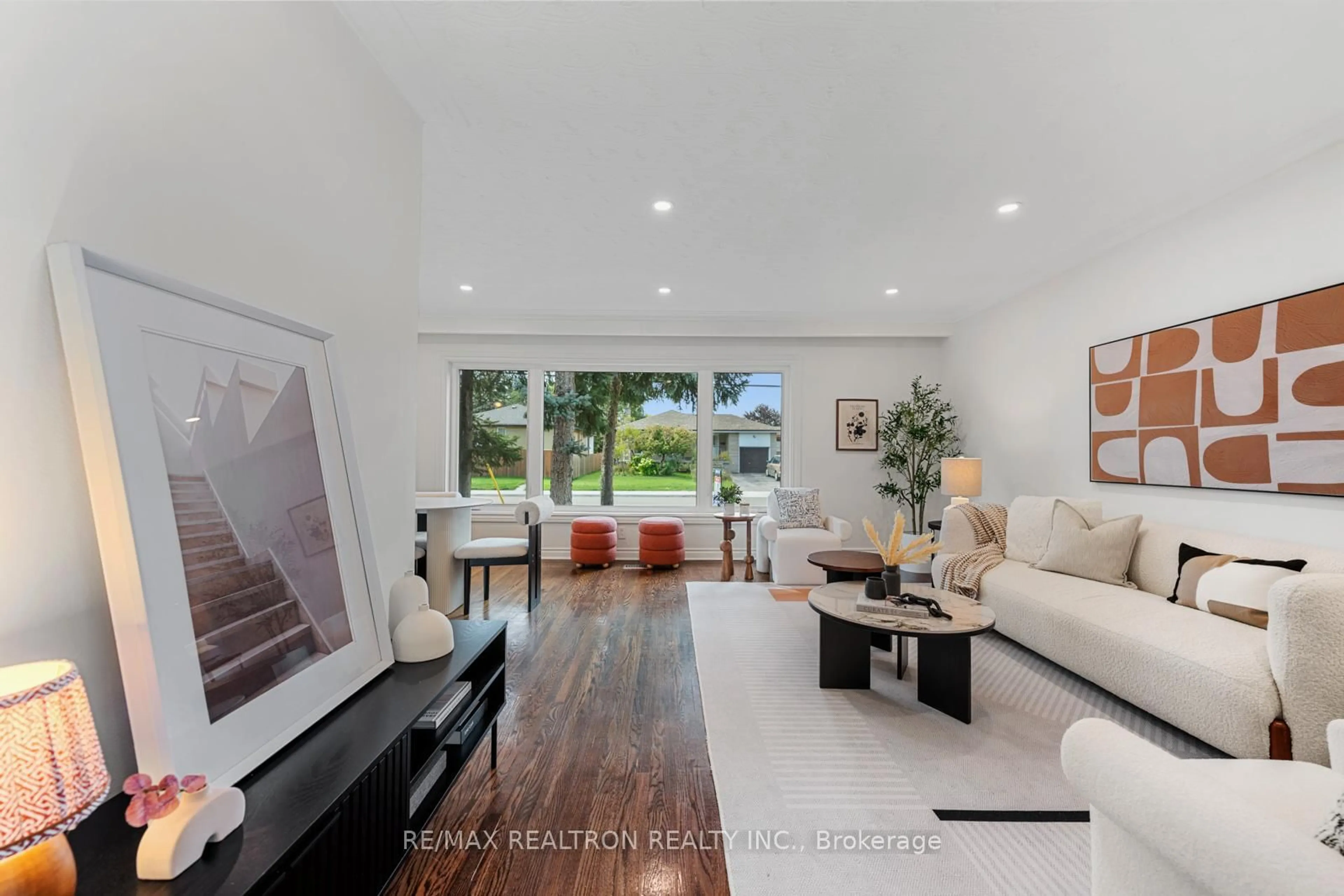 Living room with furniture, unknown for 195 Honiton St, Toronto Ontario M3H 5N5