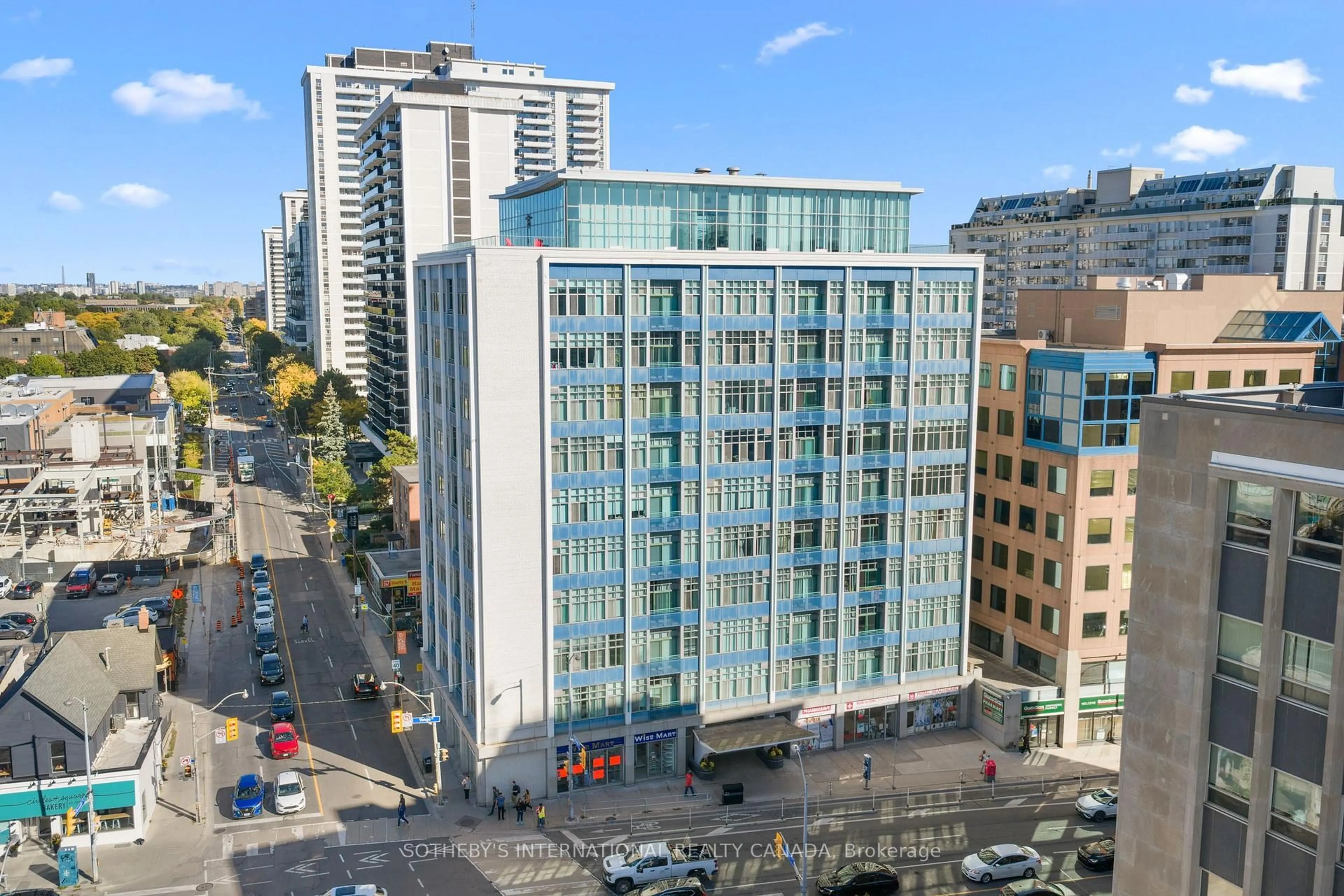 A pic from outside/outdoor area/front of a property/back of a property/a pic from drone, city buildings view from balcony for 1901 Yonge St #502, Toronto Ontario M4S 1Y6
