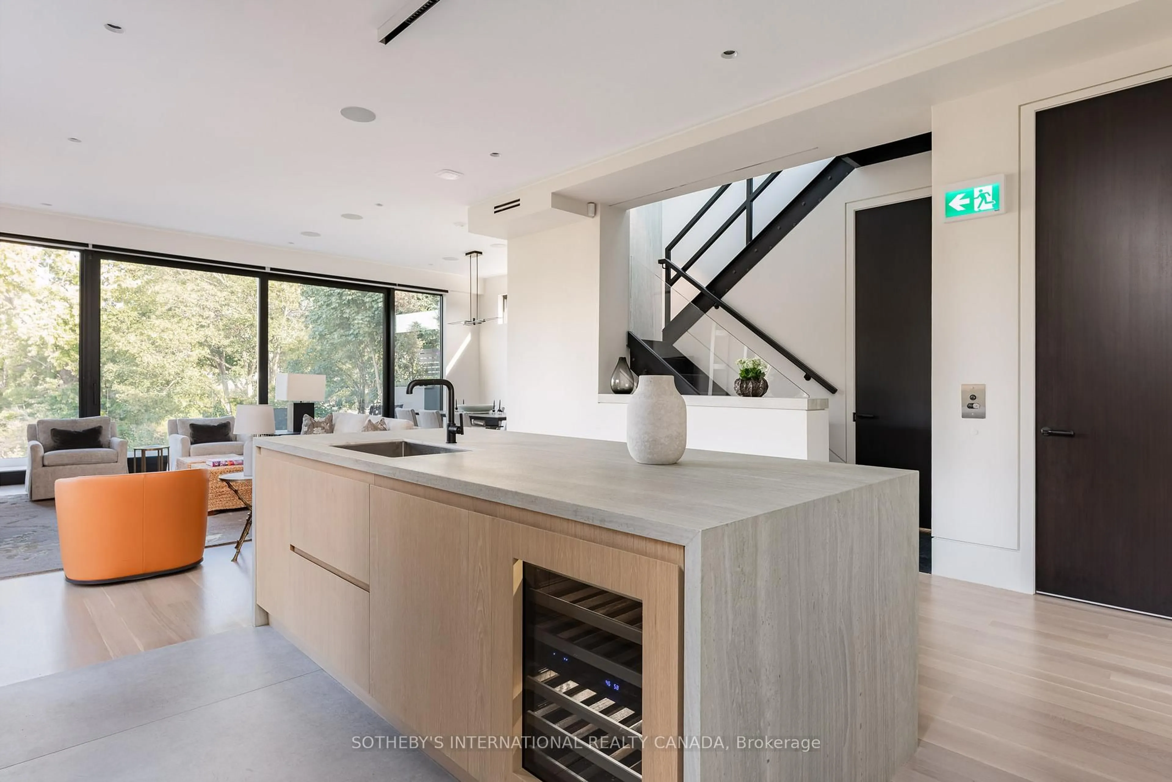 Contemporary kitchen, unknown for 85 Bedford Rd #3, Toronto Ontario M5R 2K3