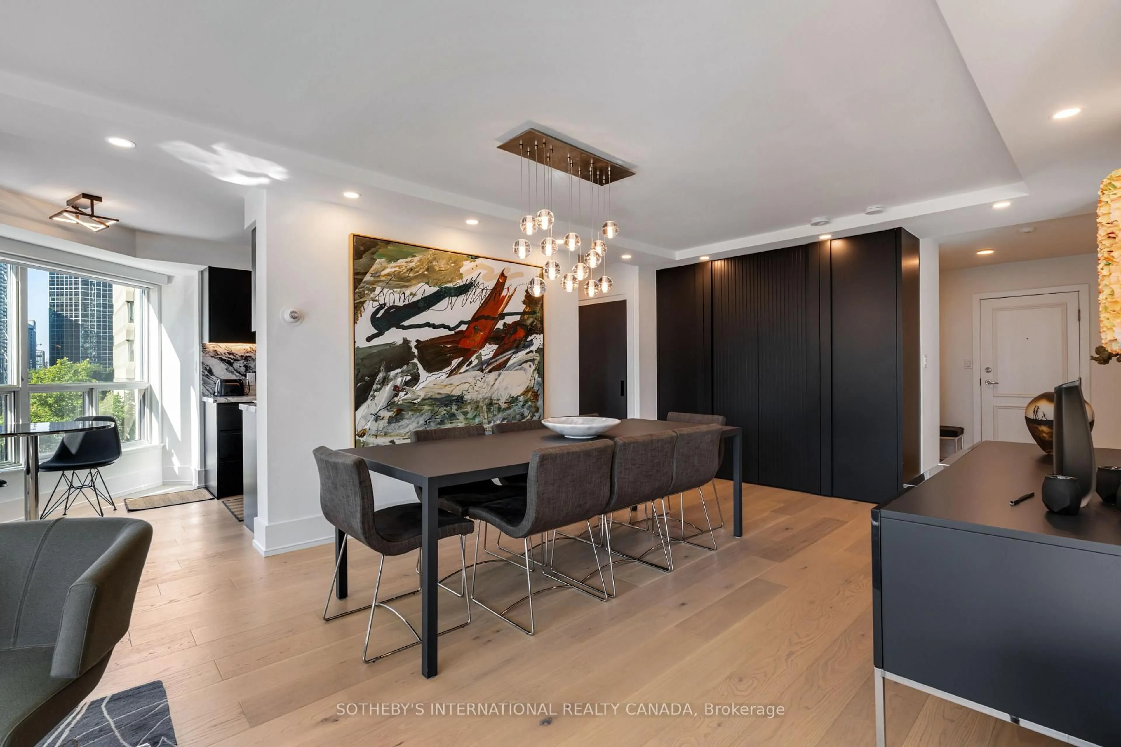 Dining room, unknown for 300 Bloor St #1008, Toronto Ontario M4W 3Y2
