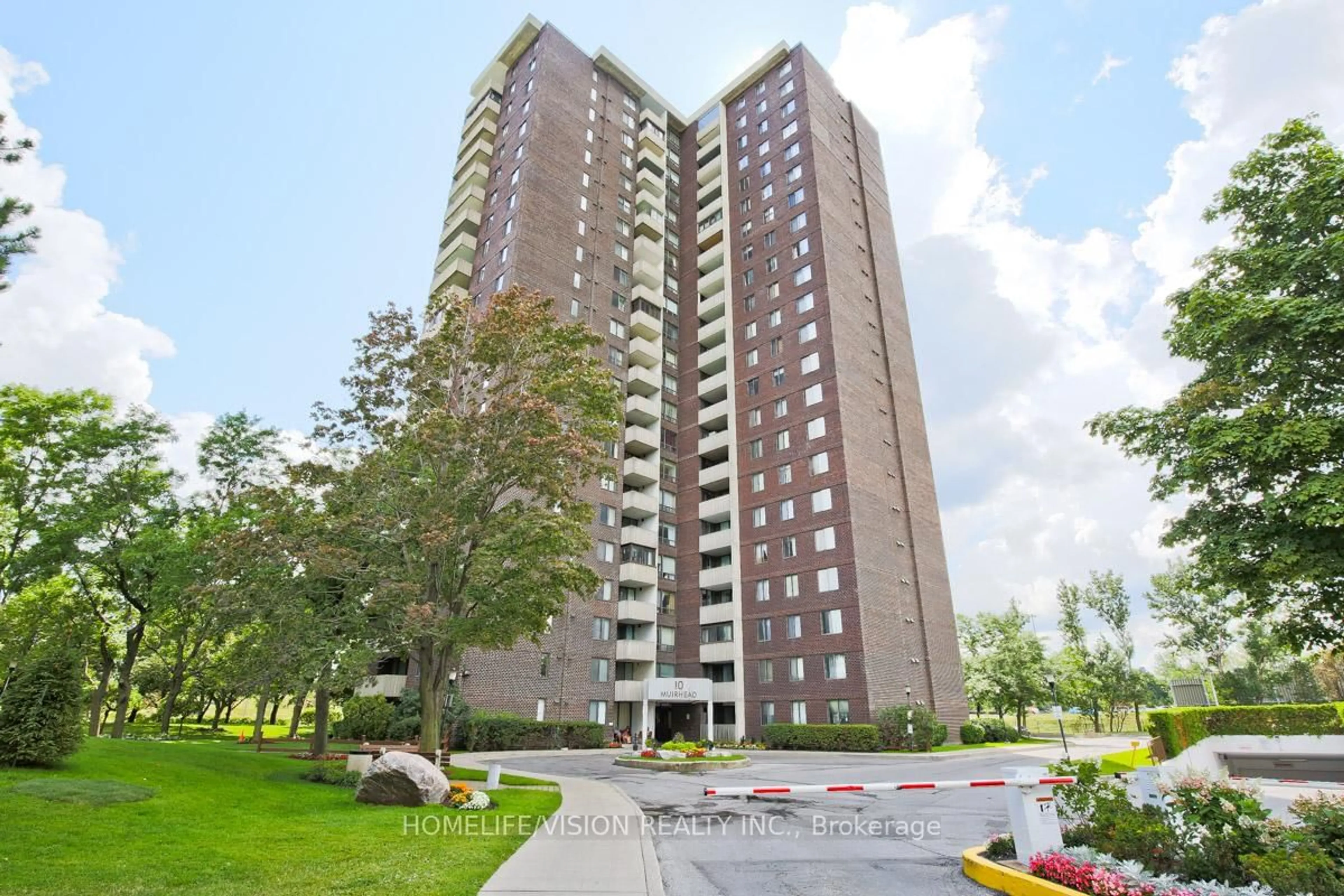 Patio, building for 10 Muirhead Rd #1209, Toronto Ontario M2J 4P9