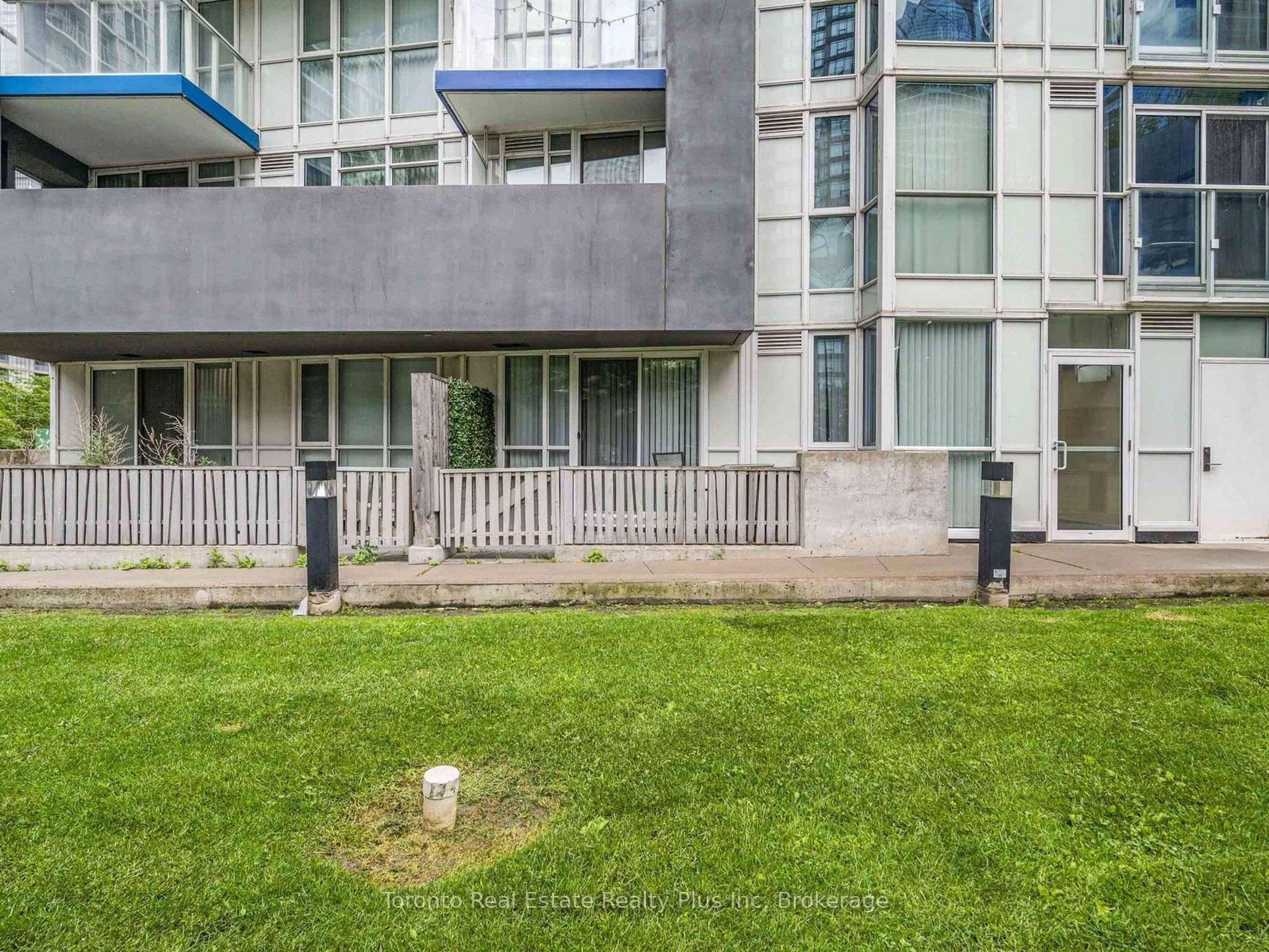 A pic from outside/outdoor area/front of a property/back of a property/a pic from drone, unknown for 75 Queens Wharf Rd #116, Toronto Ontario M5V 0J8