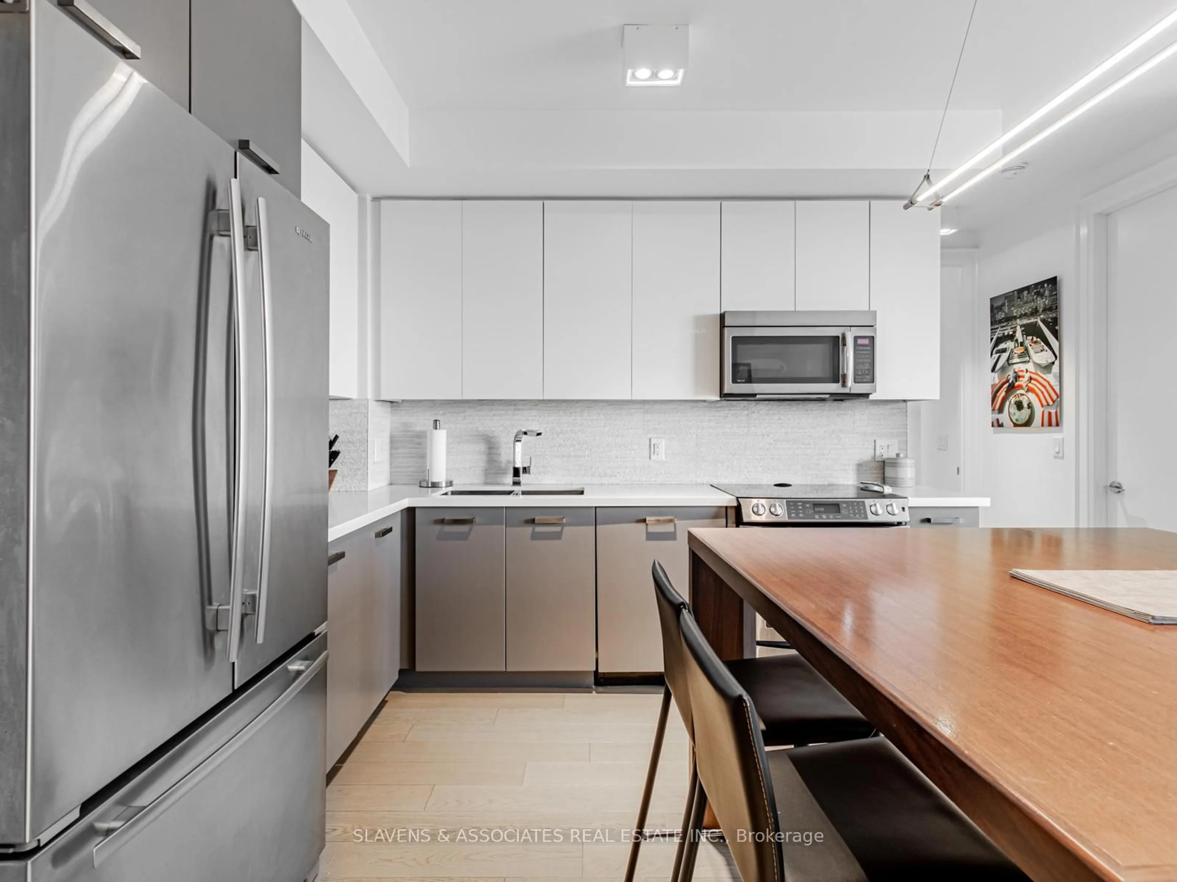 Unknown for 60 Berwick Ave #LPH01, Toronto Ontario M5P 0A3
