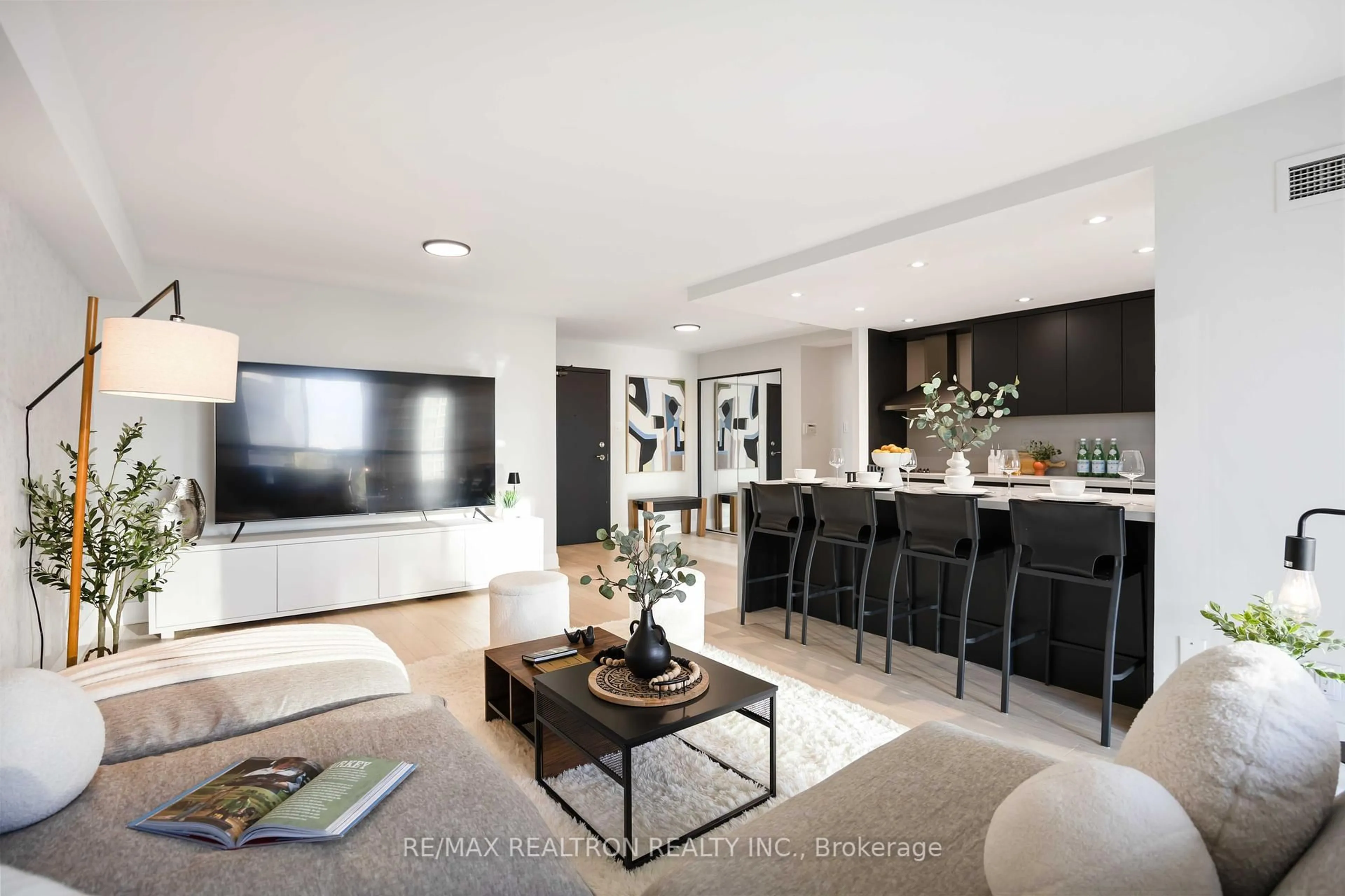 Unknown for 5460 Yonge St #605, Toronto Ontario M2N 6K7