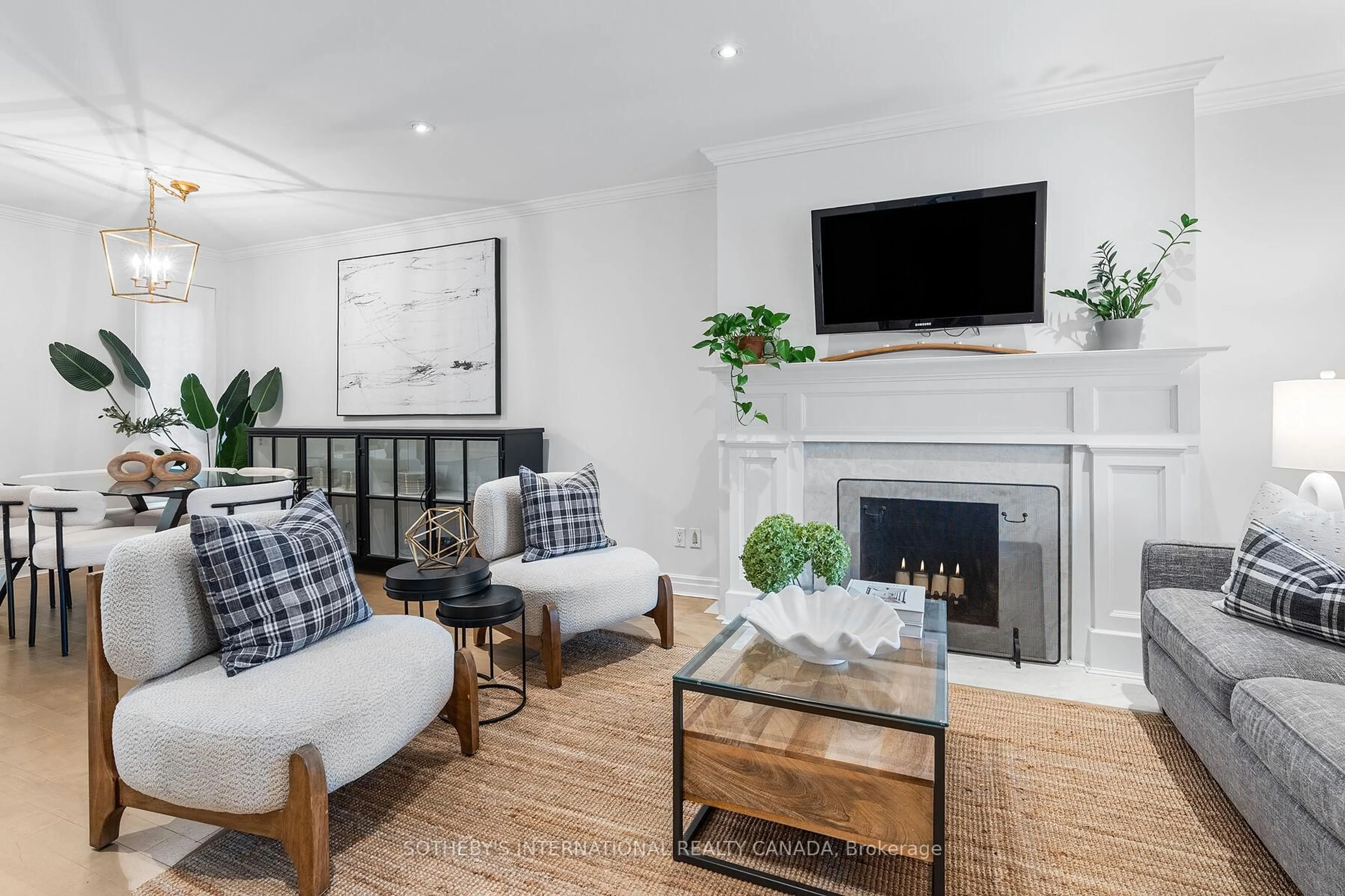 Living room with furniture, unknown for 251 Bowood Ave, Toronto Ontario M4N 1Y7